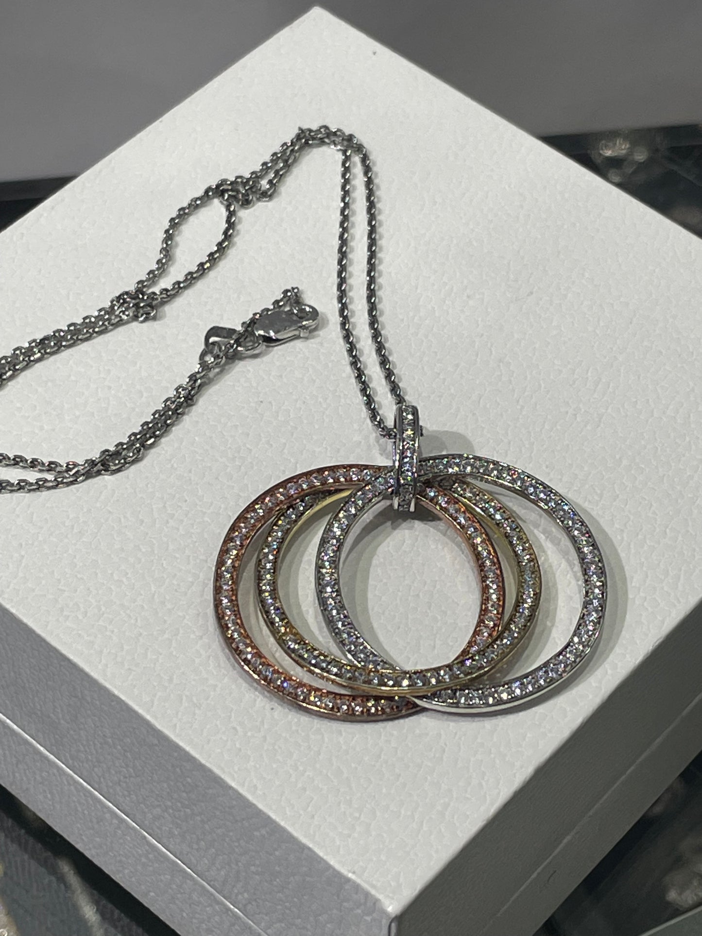 925 Sterling Silver Tri Color Triple Circle of Life Cz Necklace