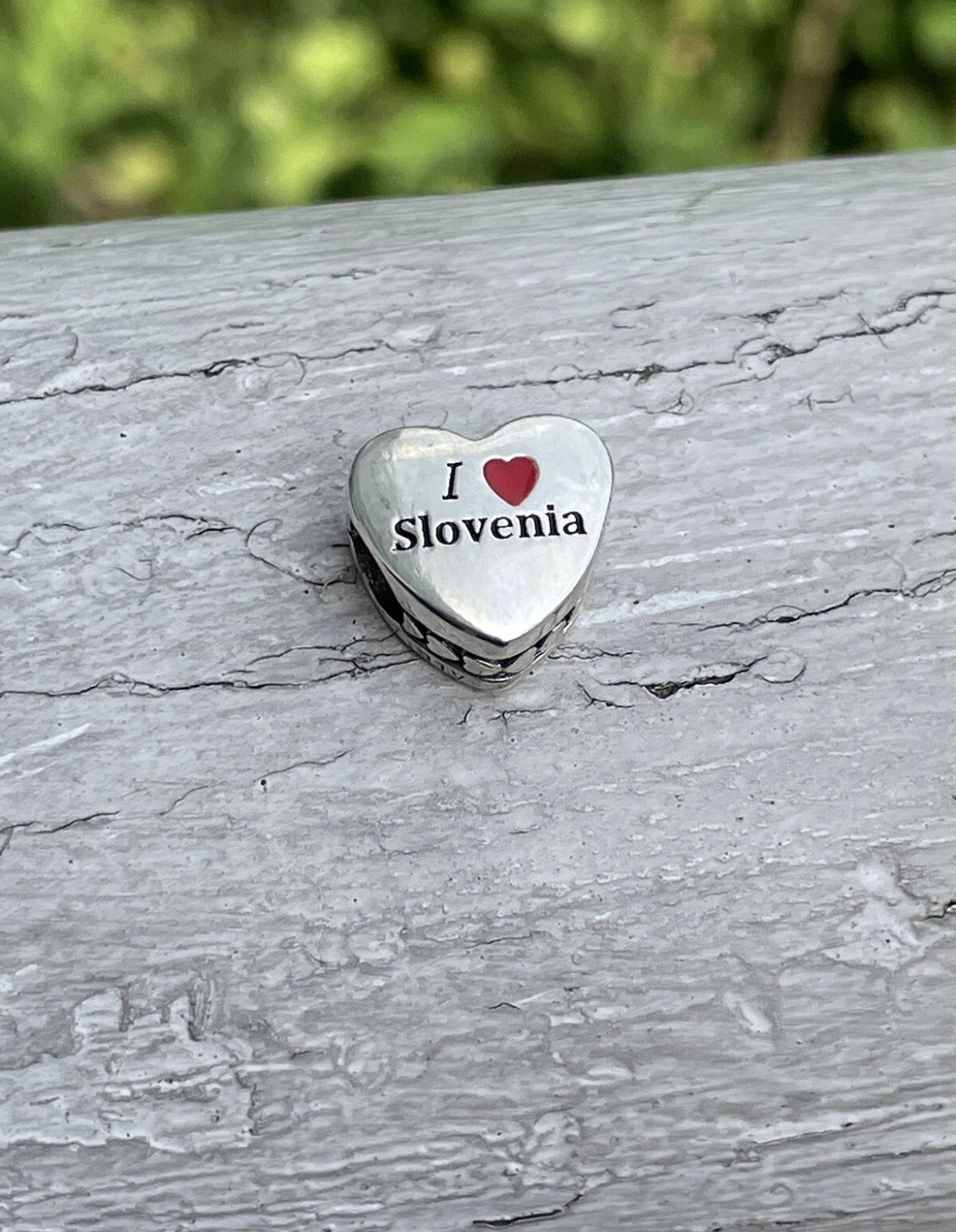 Pandora Slovenia Exclusive Country Heart Flag Charm