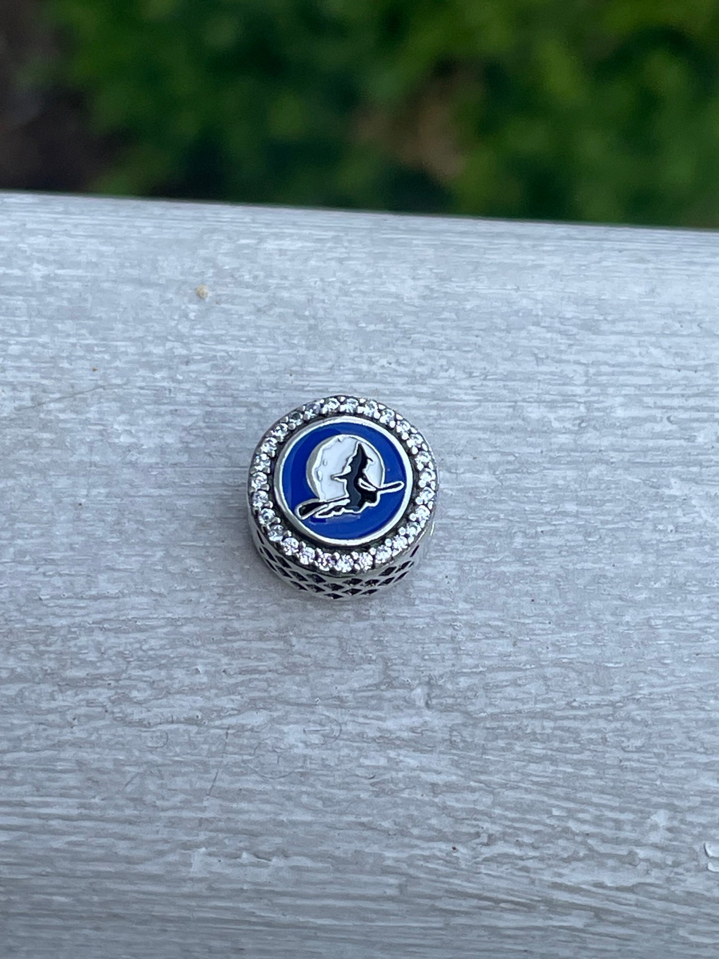 Pandora Salem Massachusetts Bewitched Witch on the Broomstick Moonlight Round Travel Charm