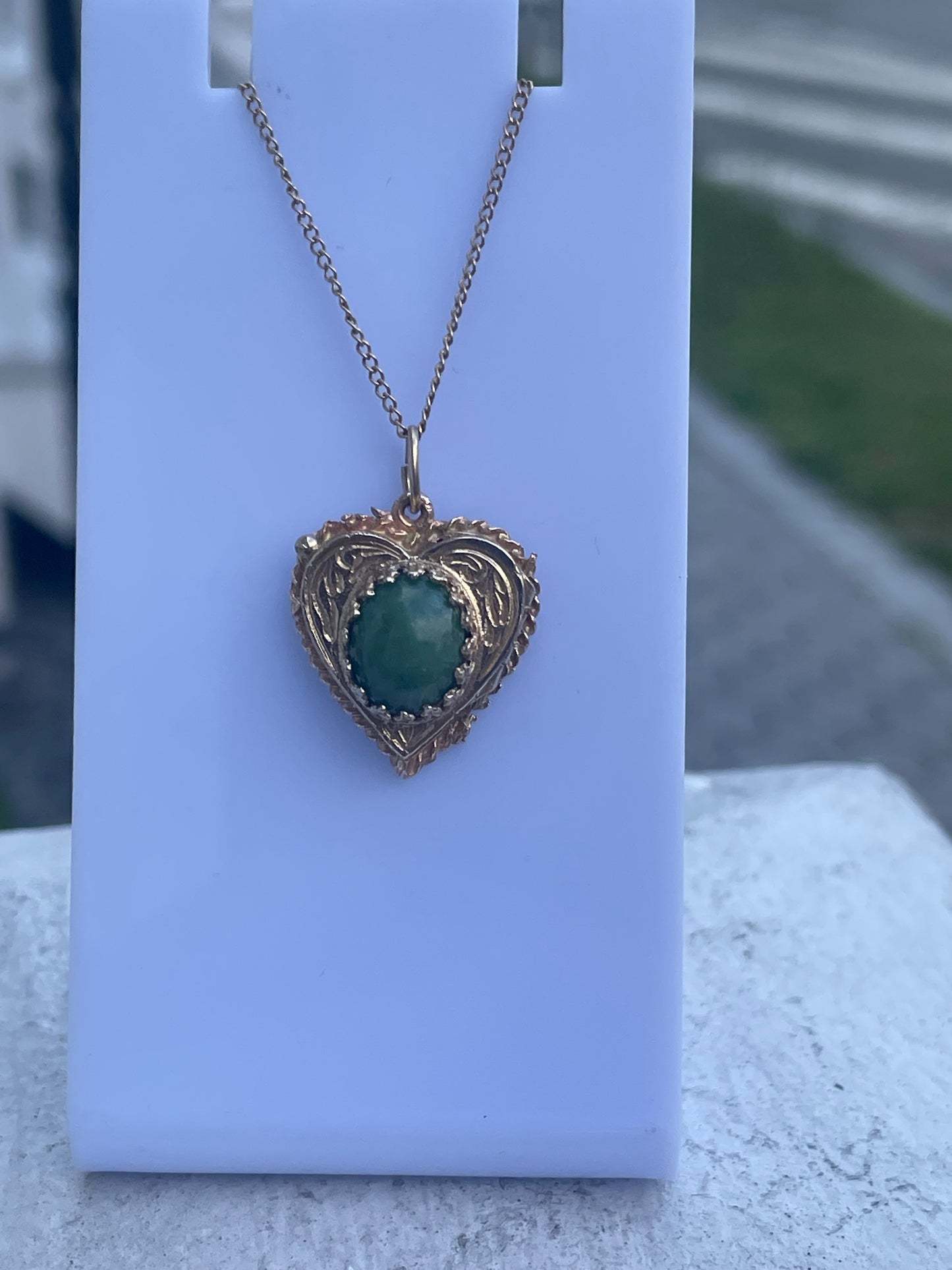 14k Gold Antique Natural Jade Heart Locket Necklace 18”