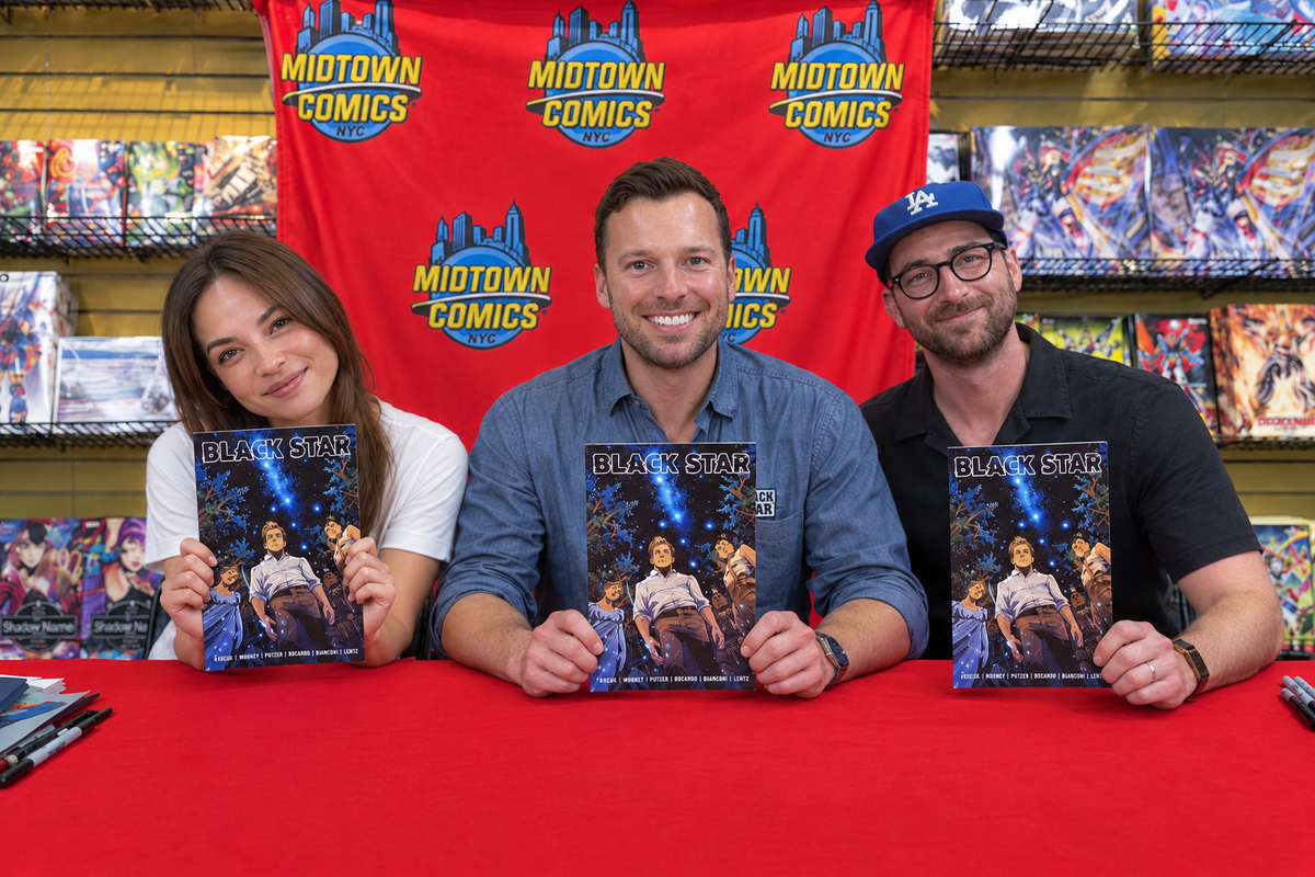 Signed x3 Black Star #1 Madwoman’s Library Exclusive Variant Cover signed by Kreuk, Mooney, and Putzer