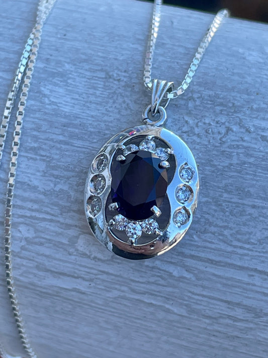 925 Sterling Silver 1.50ct Oval Amethyst & Cz Necklace
