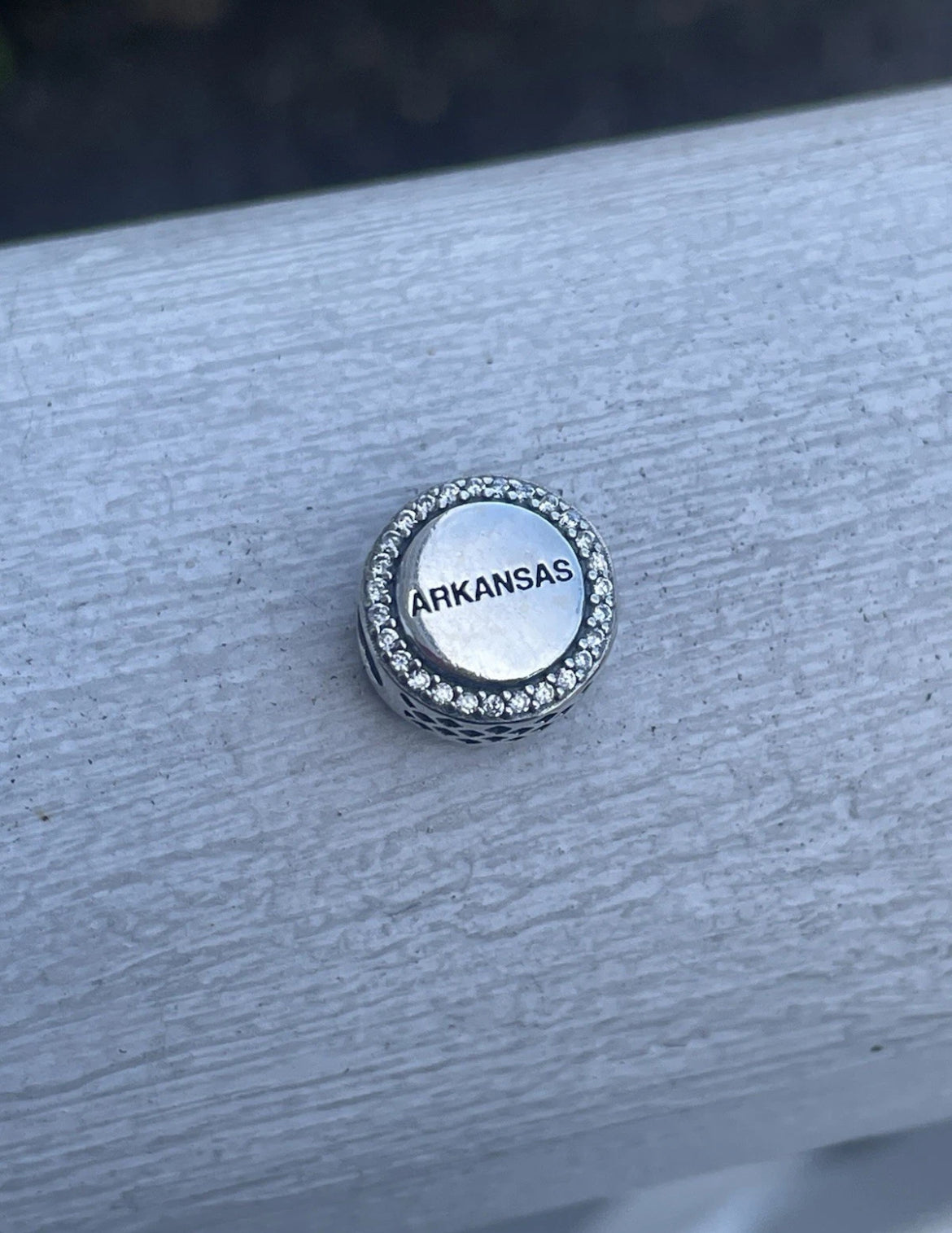 Pandora State Of Arkansas Exclusive Round Signet Flag Charm