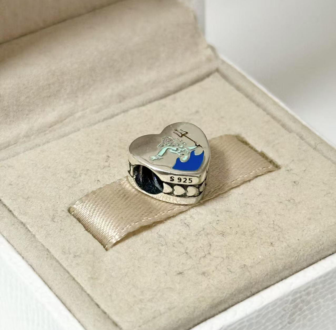 Pandora Virginia Beach Neptune Poseidon State Exclusive vacation Heart Charm