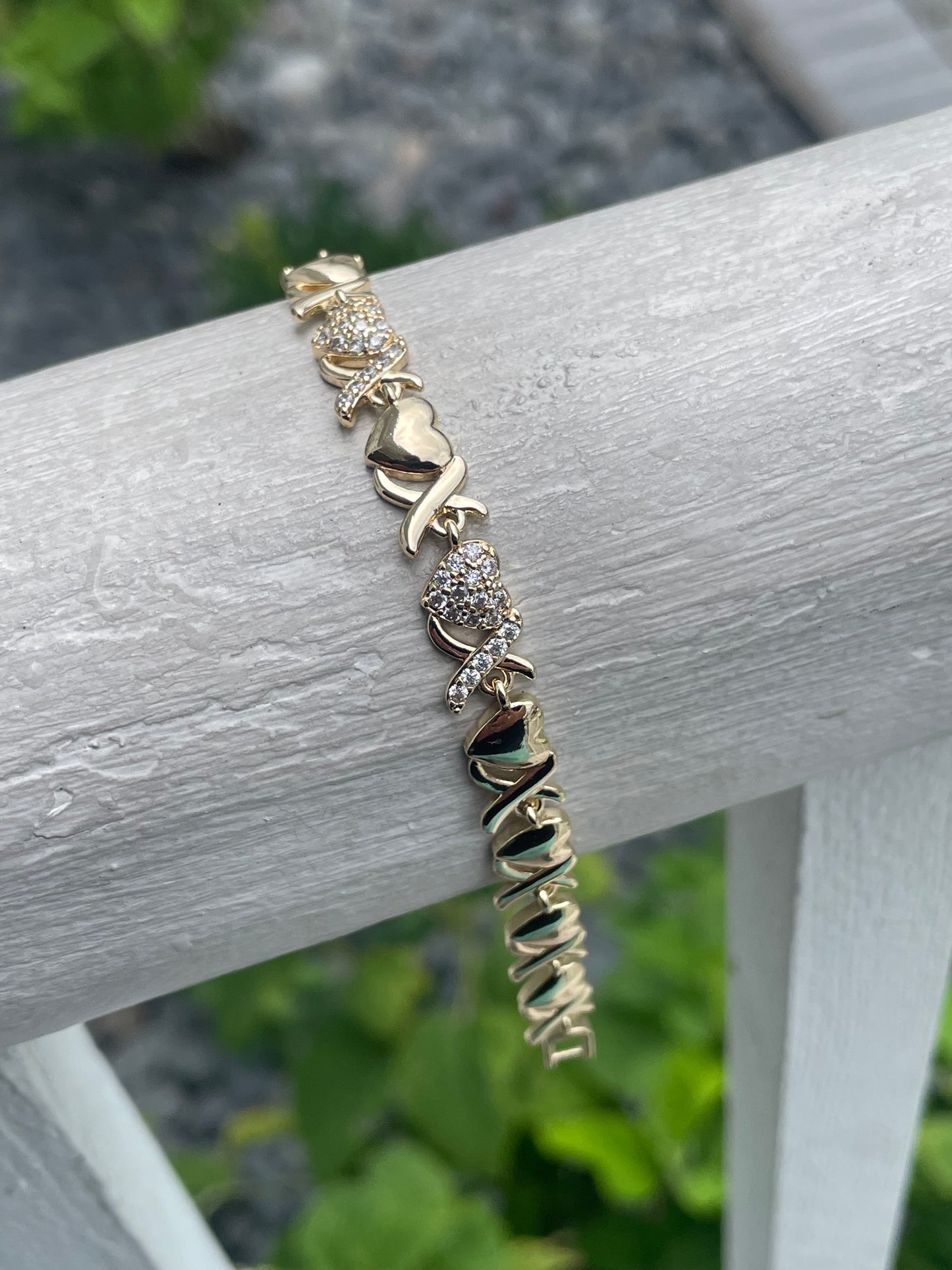 Gold Plated XO Bracelet Hugs and Kisses
