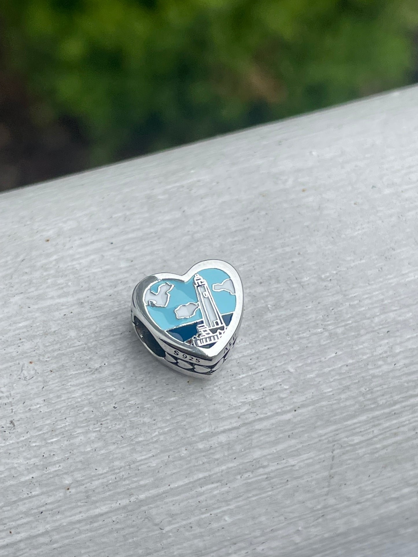 Pandora Maine Exclusive Scenic Travel Heart Charm