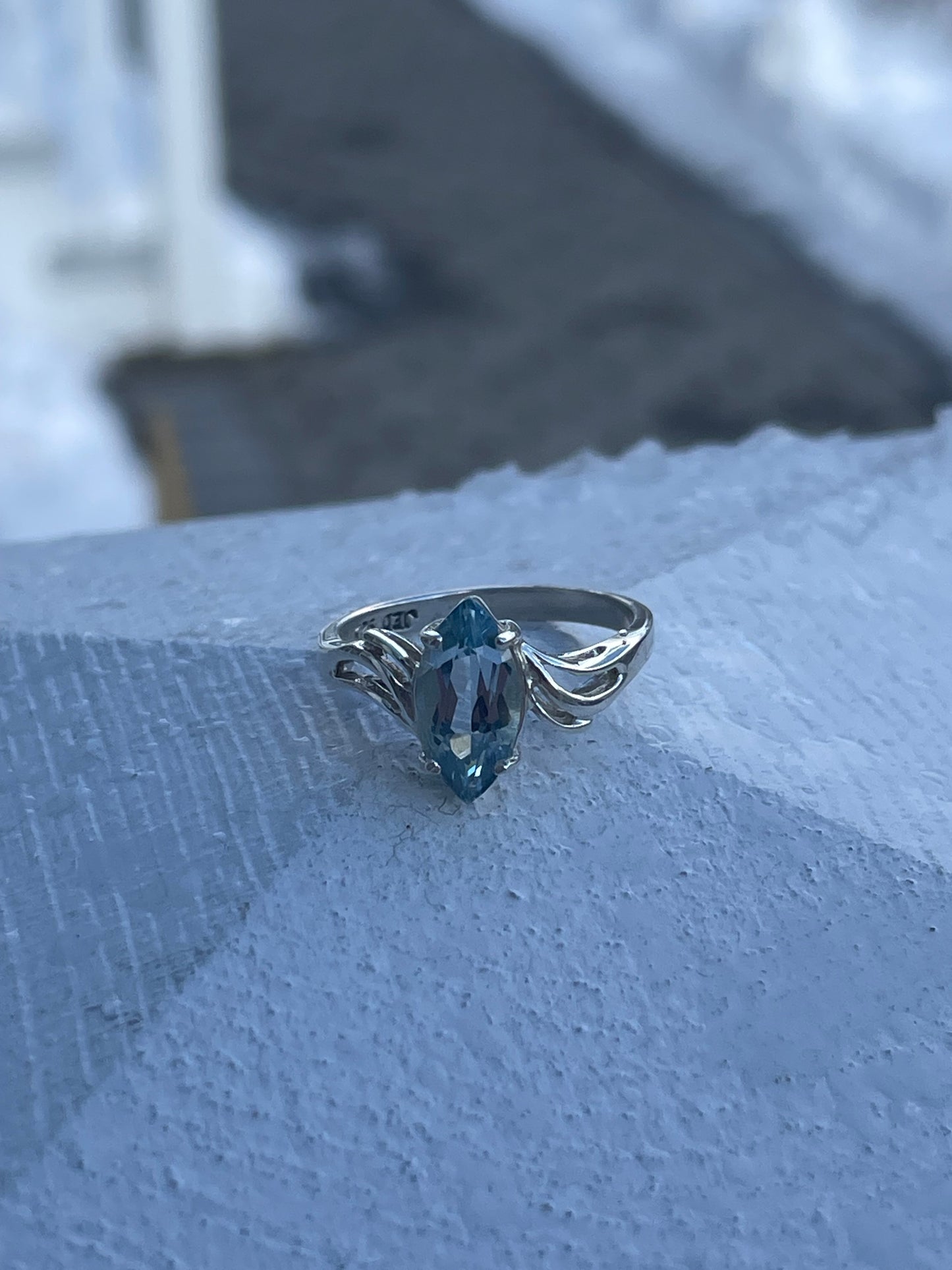 925 Sterling Silver 1.50ct Blue Topaz Marquis Ring Size 7