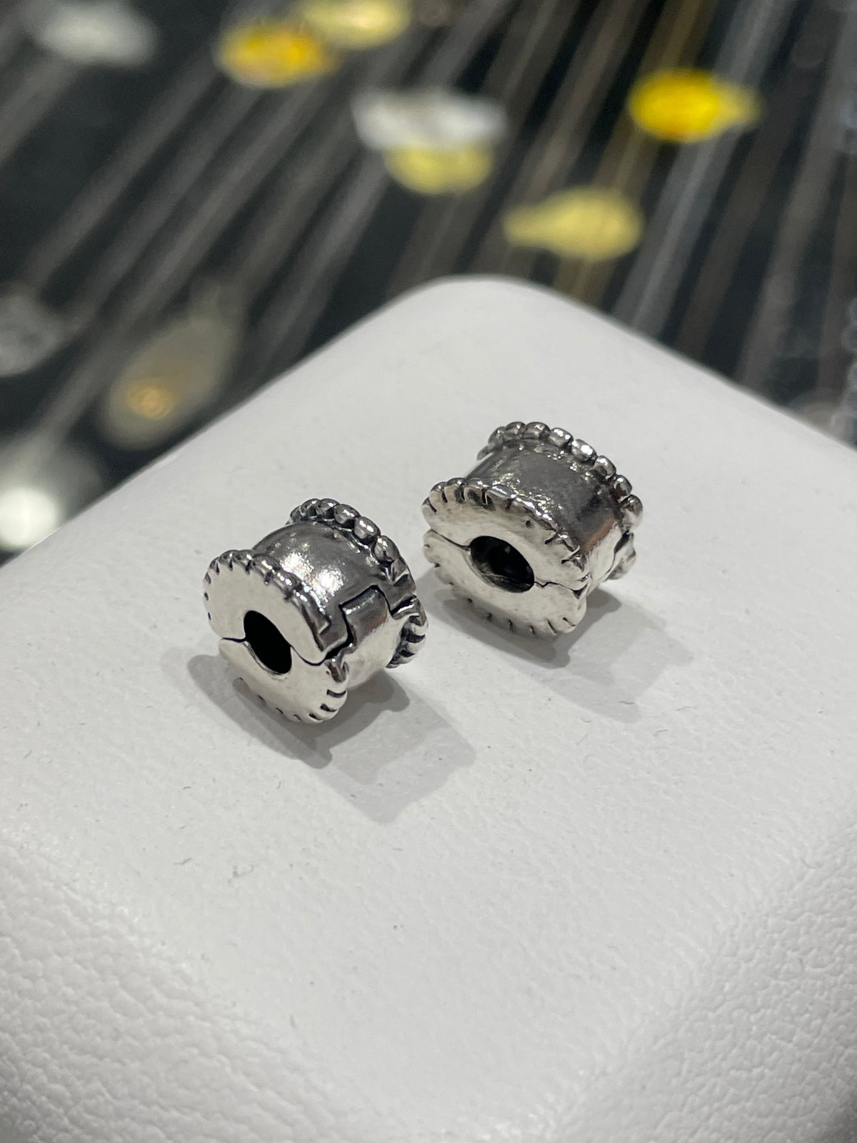 Retired Pandora x2 Silver Beveled Matching Clips Lot