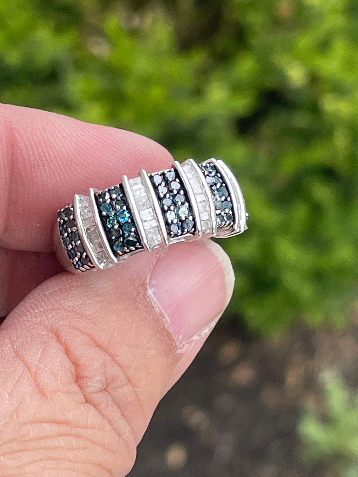 925 Sterling Silver Natural Blue & White Diamond Band Ring Size 7