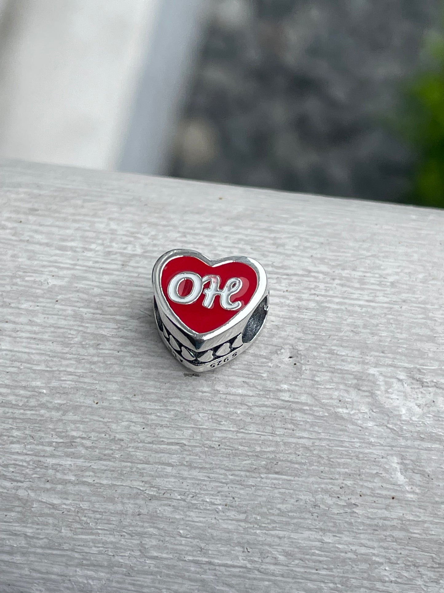 Pandora Ohio State Exclusive Travel Heart Charm