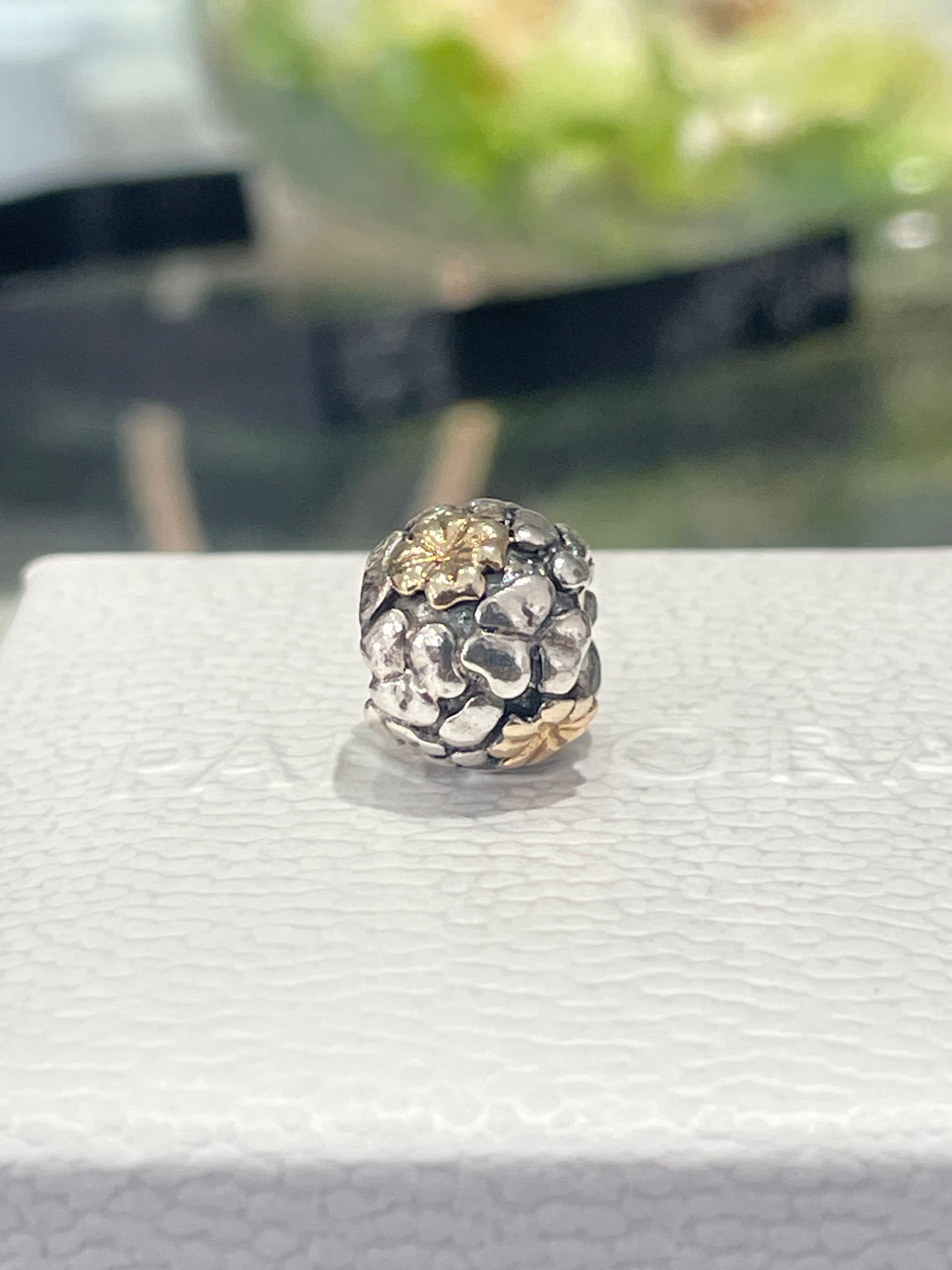Retired Pandora Two Tone Lucky 4 Leaf Clover Charm 790387