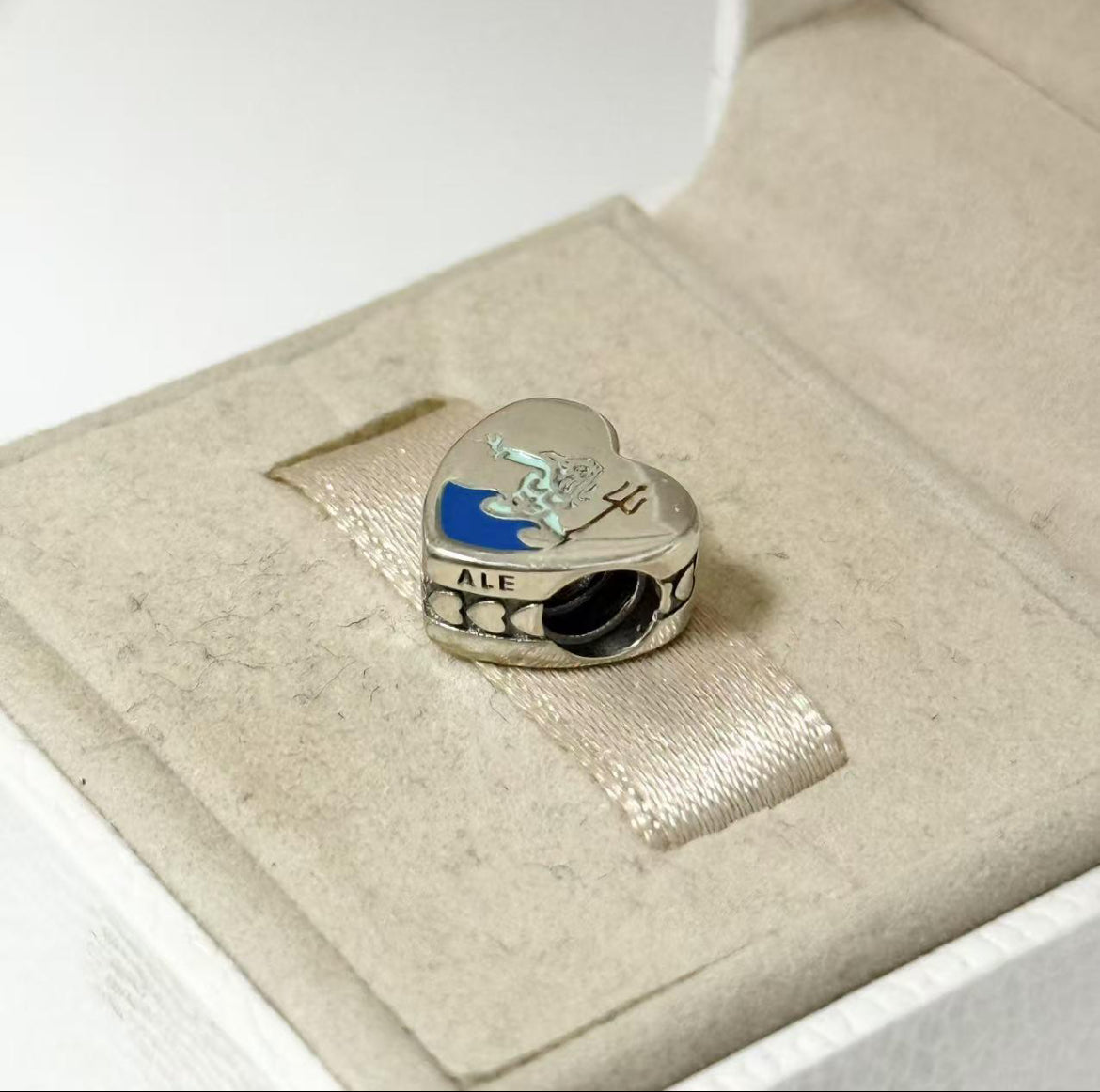 Pandora Virginia Beach Neptune Poseidon State Exclusive vacation Heart Charm