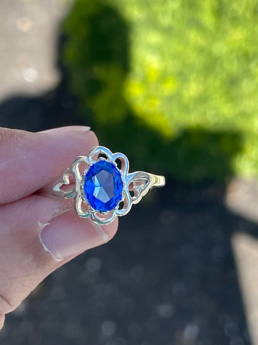 925 Sterling Silver Blue Crystal Filigree Floral Ring