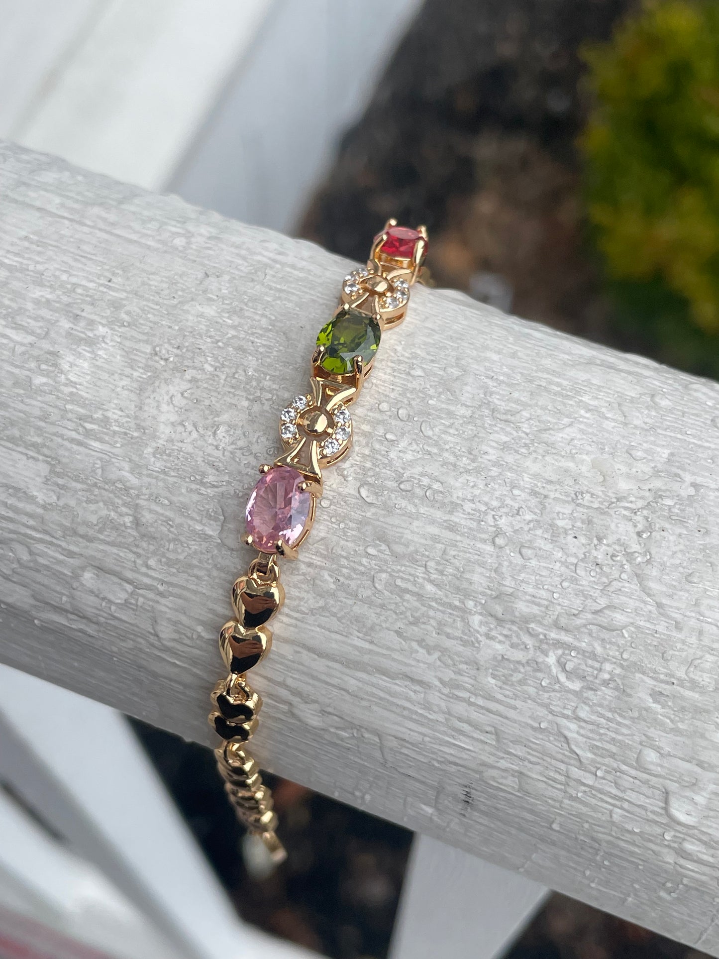 Gold Plated triple color stone heart bracelet 7.5”