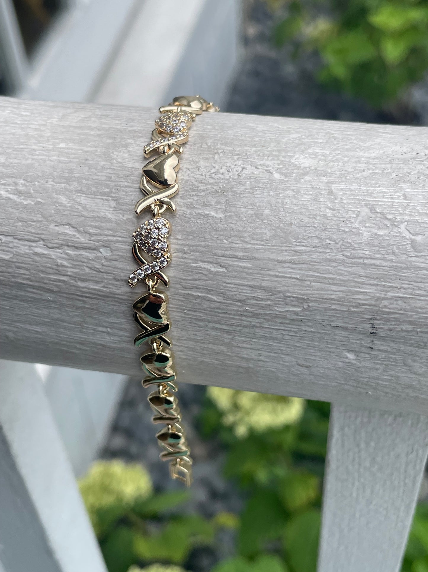 Gold Plated XO Bracelet Hugs and Kisses