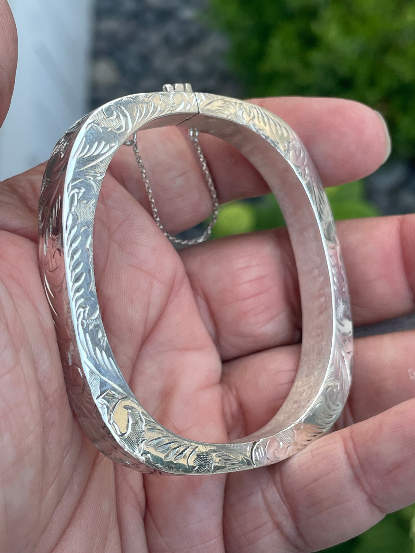 Vintage 925 Sterling Silver Hand Etched Bangle Bracelet 7”