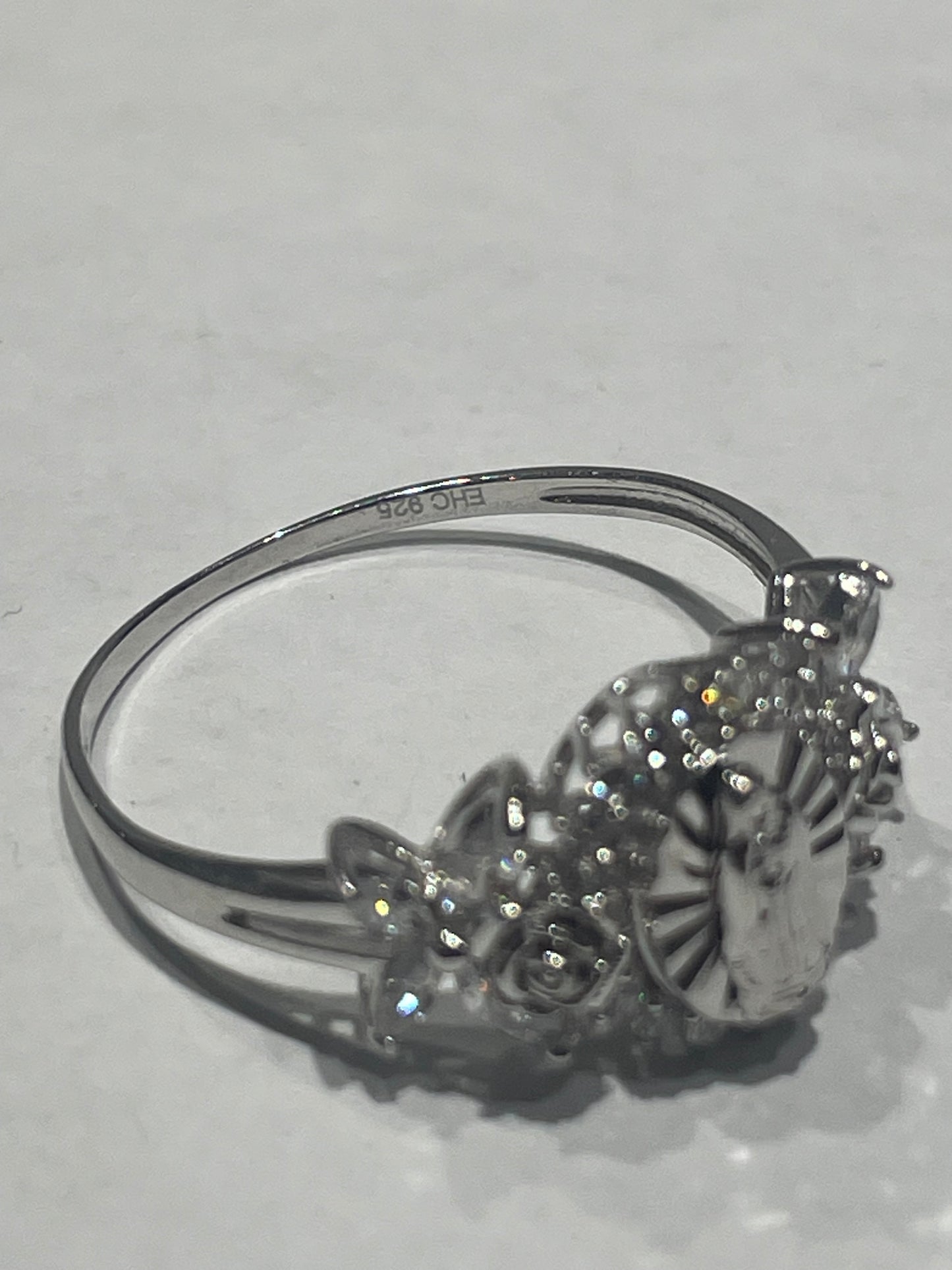 925 Sterling Silver Virgin Mary Ring Size 8.5