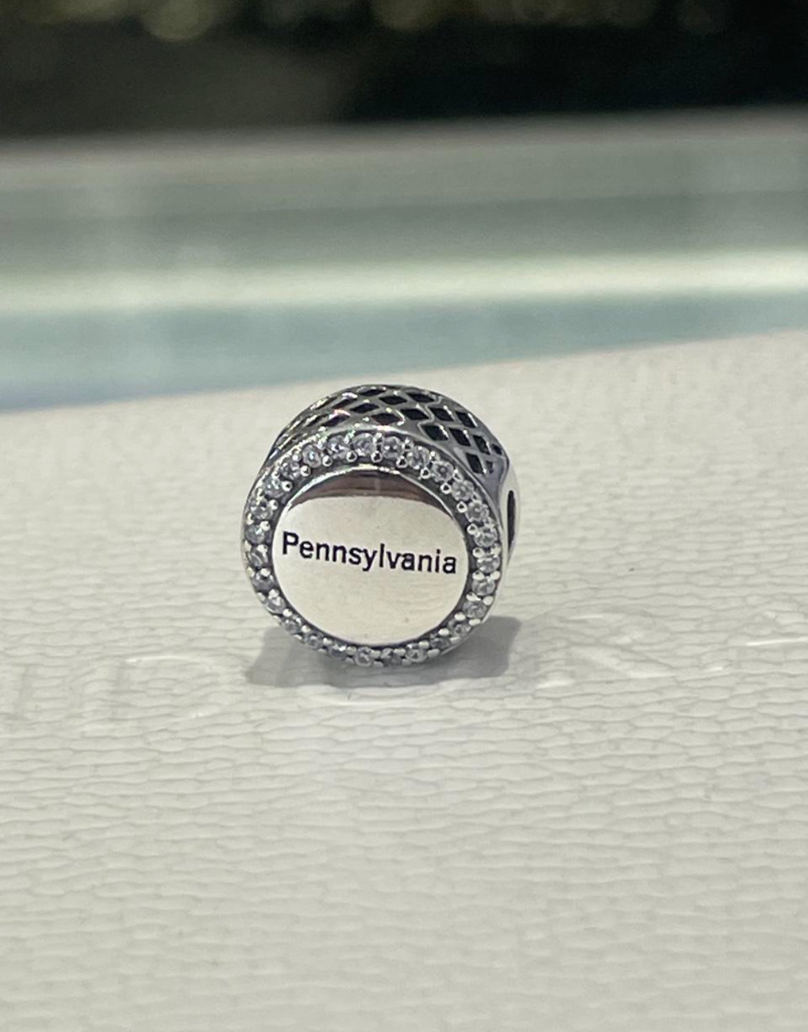 Pandora Pennsylvania State Exclusive Flag Signet Travel Charm