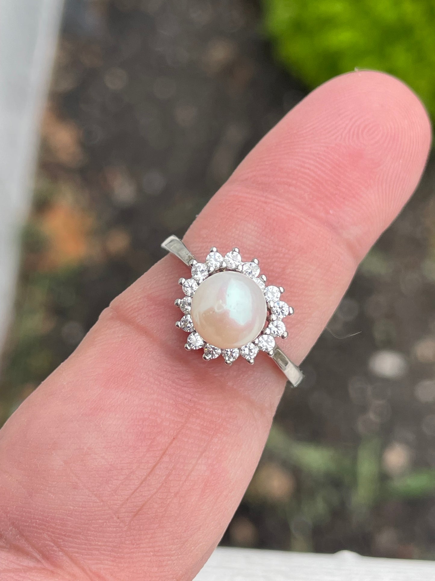 925 Sterling Silver Pearl & Cz Heart Shape Cluster Ring Size 9.5