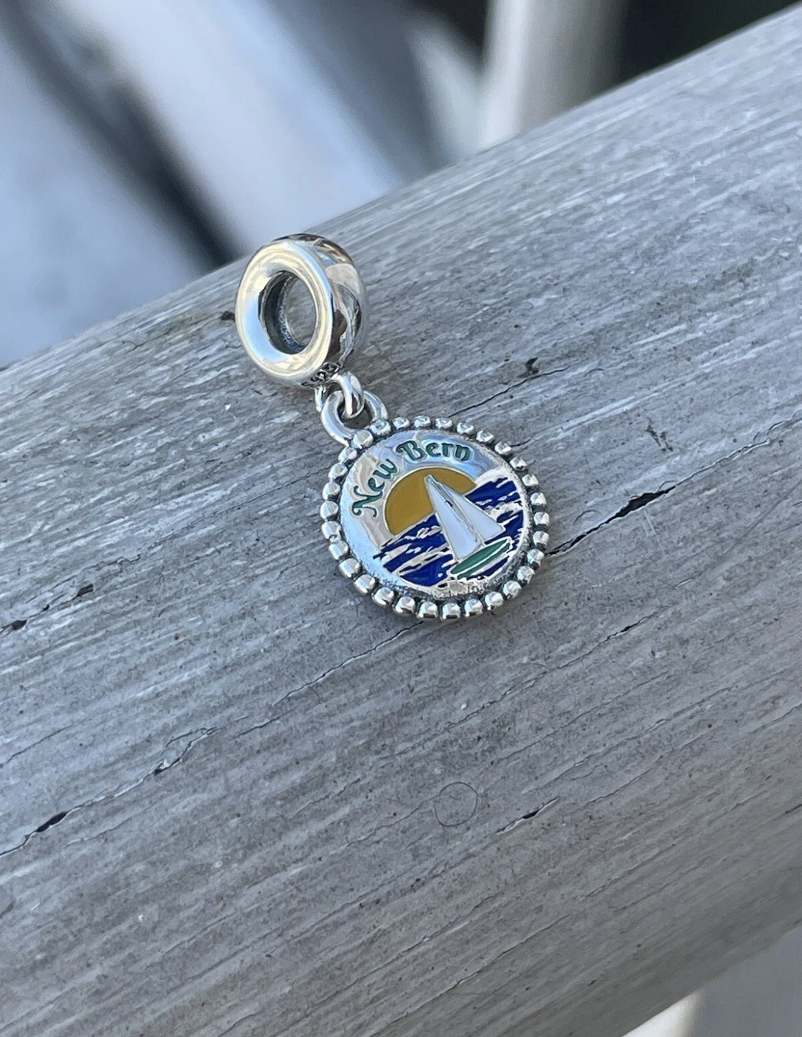 Pandora New Bern North Carolina State Exclusive Travel Destination Dangle Charm