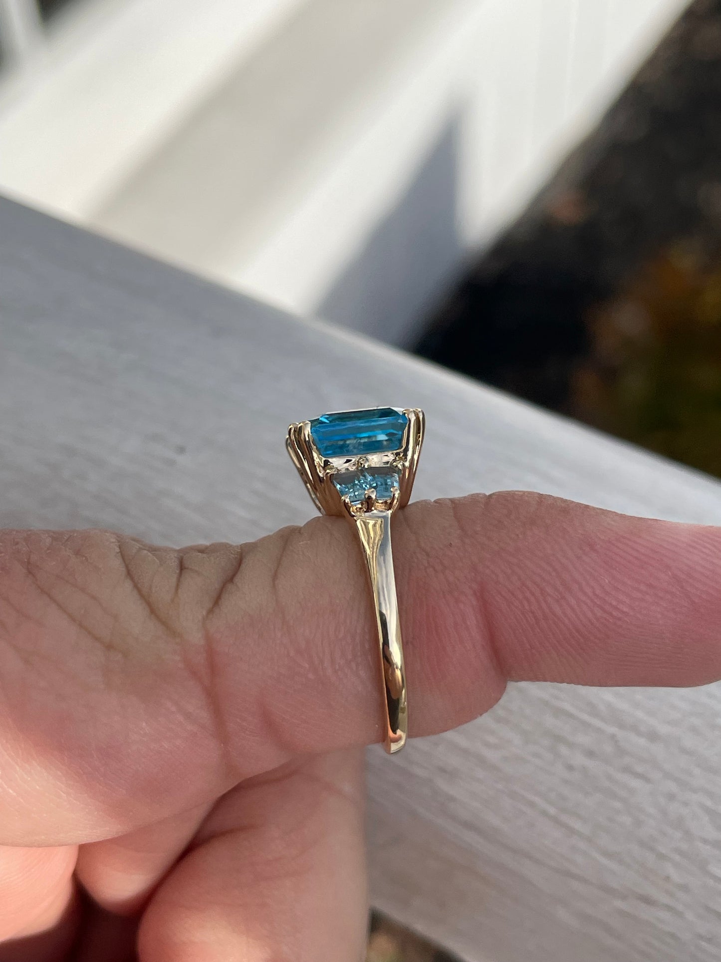 14k Gold Swiss Blue Topaz Cushion Cut Cocktail Ring Size 7