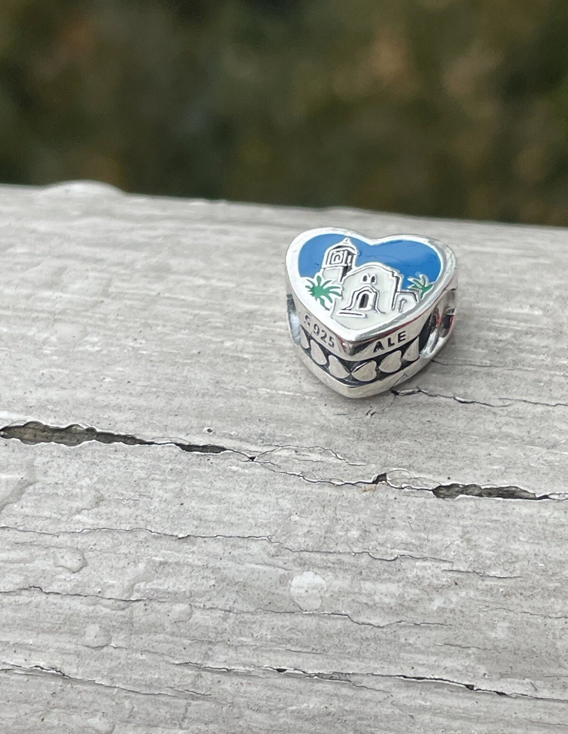 Pandora Mexico Country Exclusive Scenic Heart Charm