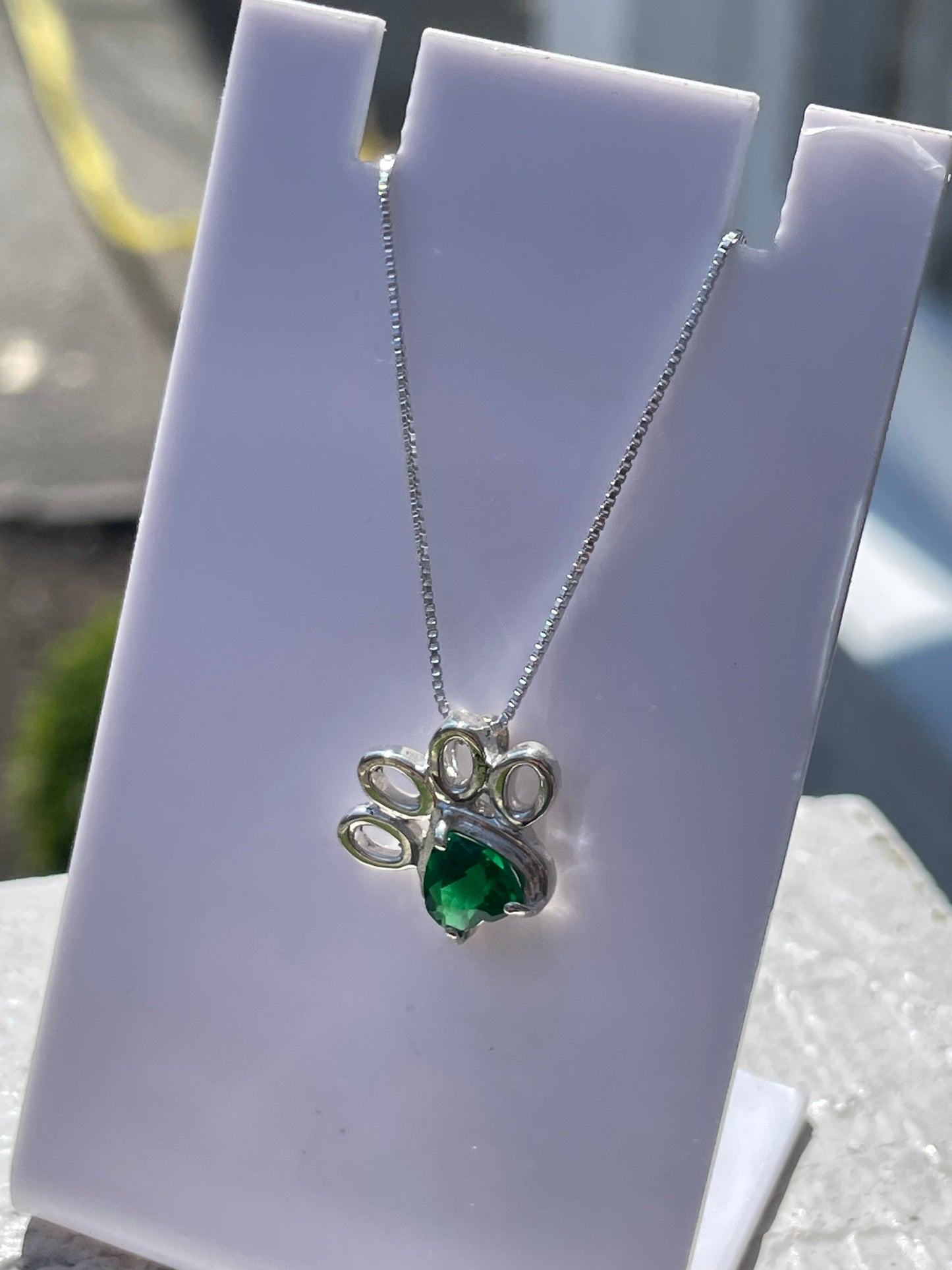 925 Sterling Silver Green Zirconia Paw Print Necklace