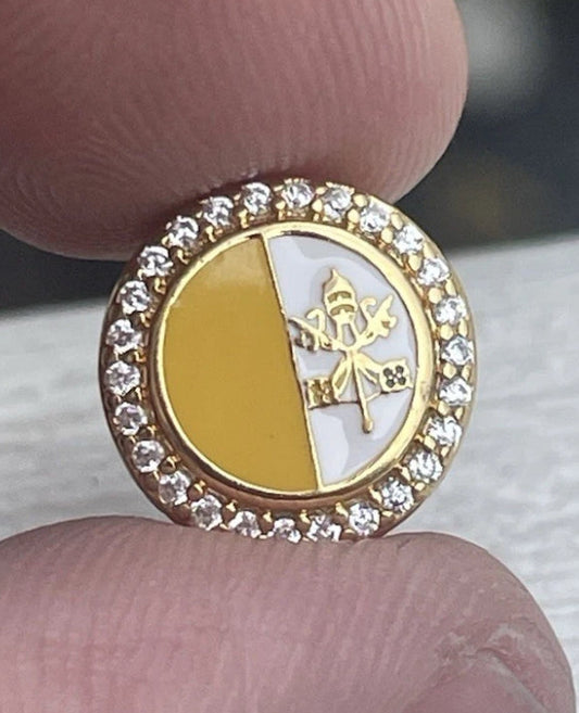 Pandora Vatican Exclusive Flag Shine Gold Round Signet Travel Charm