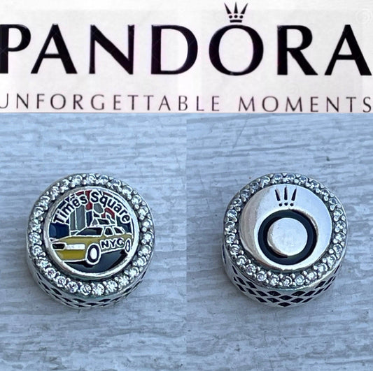 PANDORA TIMES SQUARE New York City Exclusive Round Moments CHARM