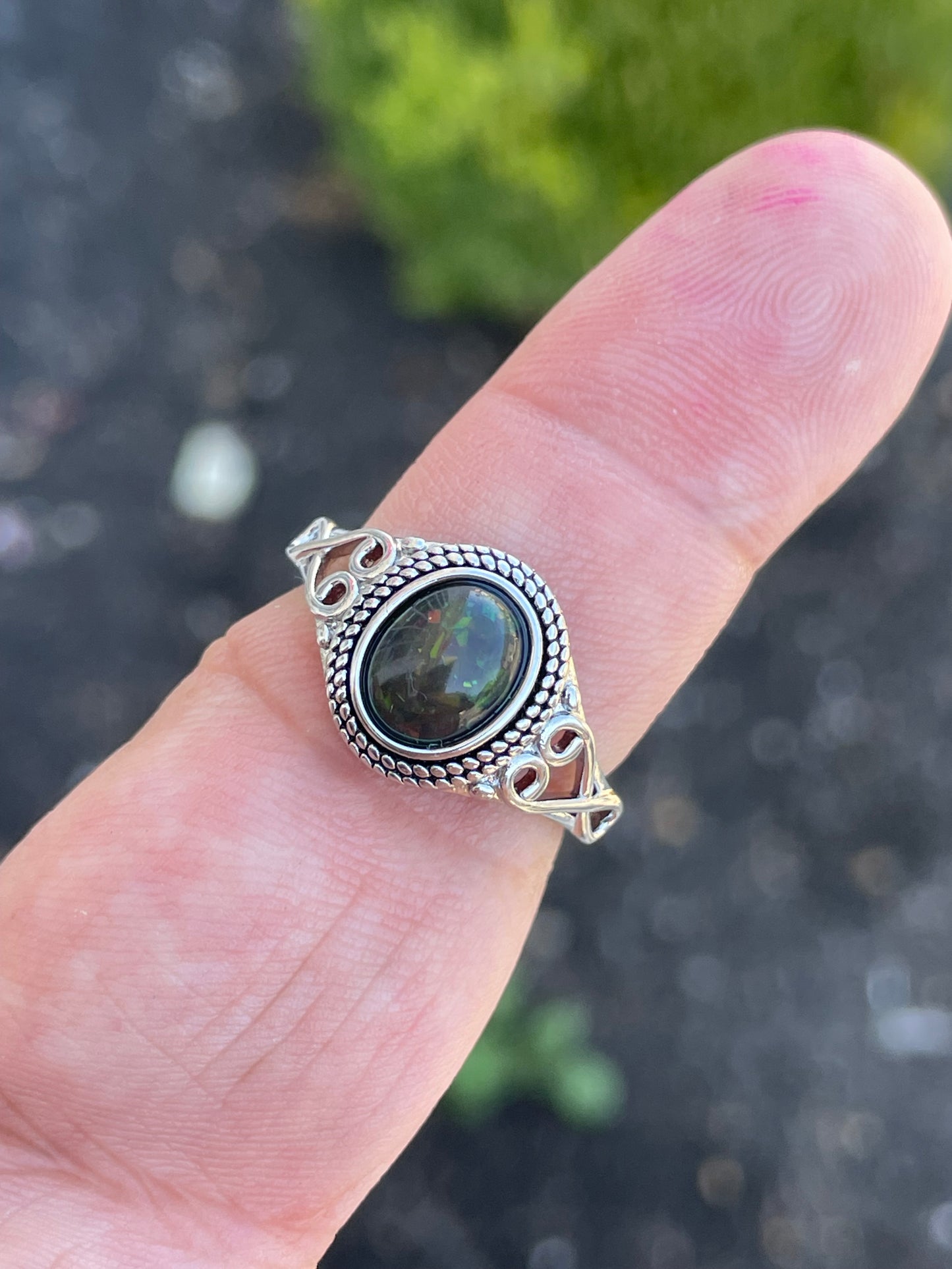 925 Sterling Silver Simulated Black Opal Ring Size 8