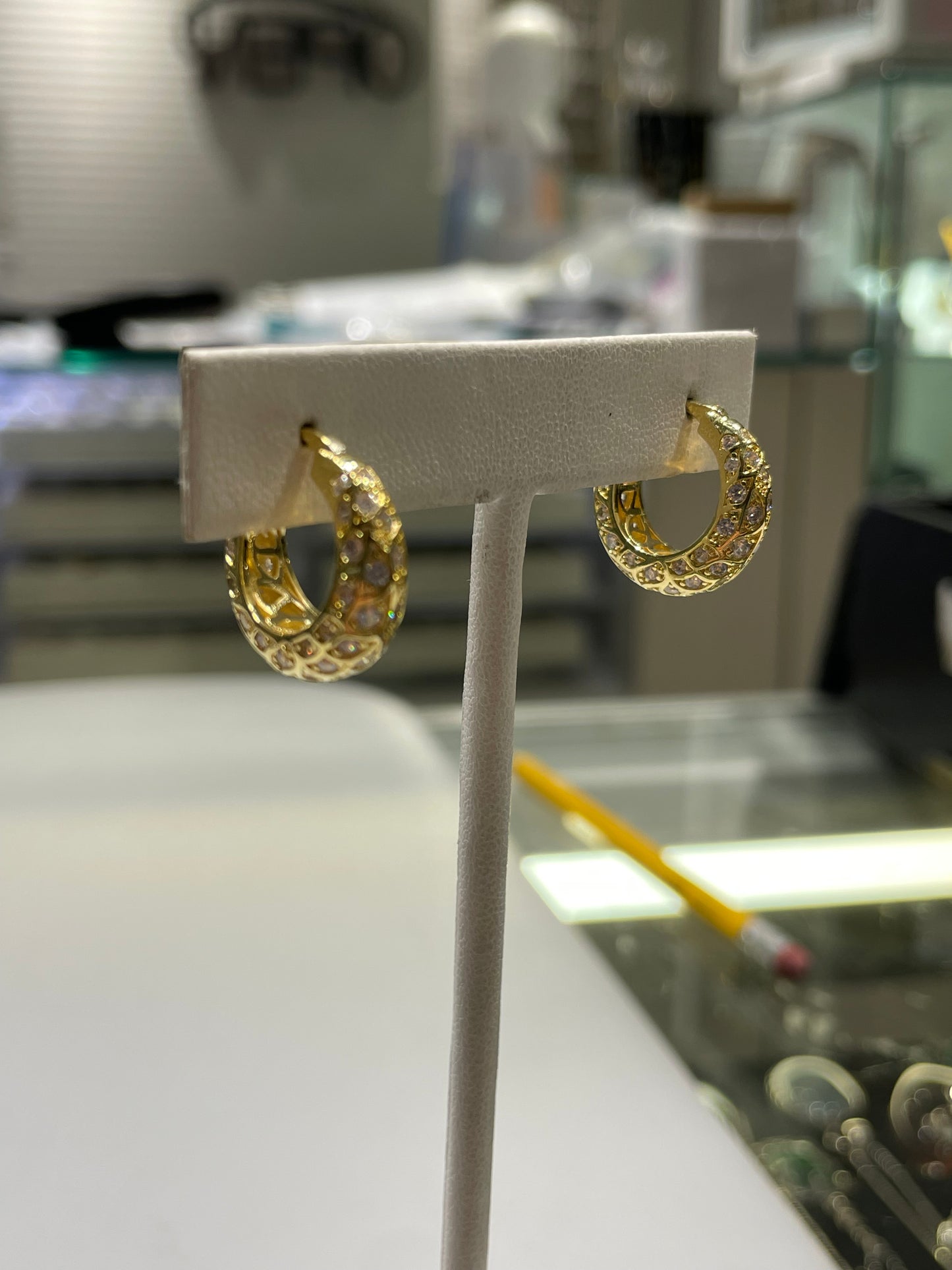 Pandora Shine Sparkling Pattern Hoop Earrings with Clear Zirconia 268318CZ