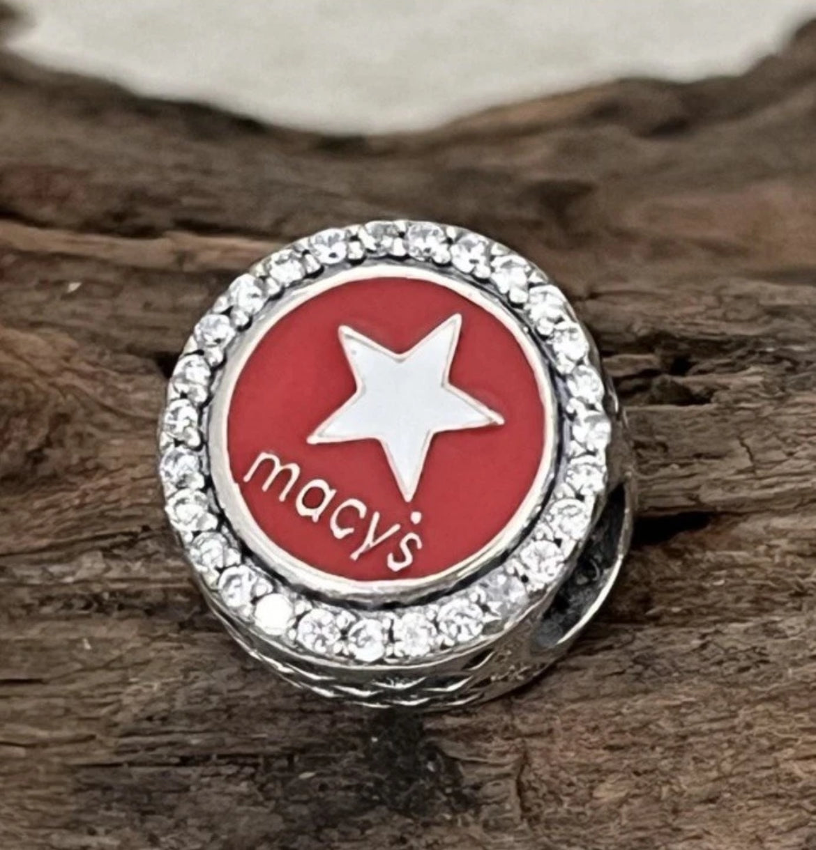Pandora Limited Edition Macy’s Believe New York City Exclusive Reversible Travel Charm