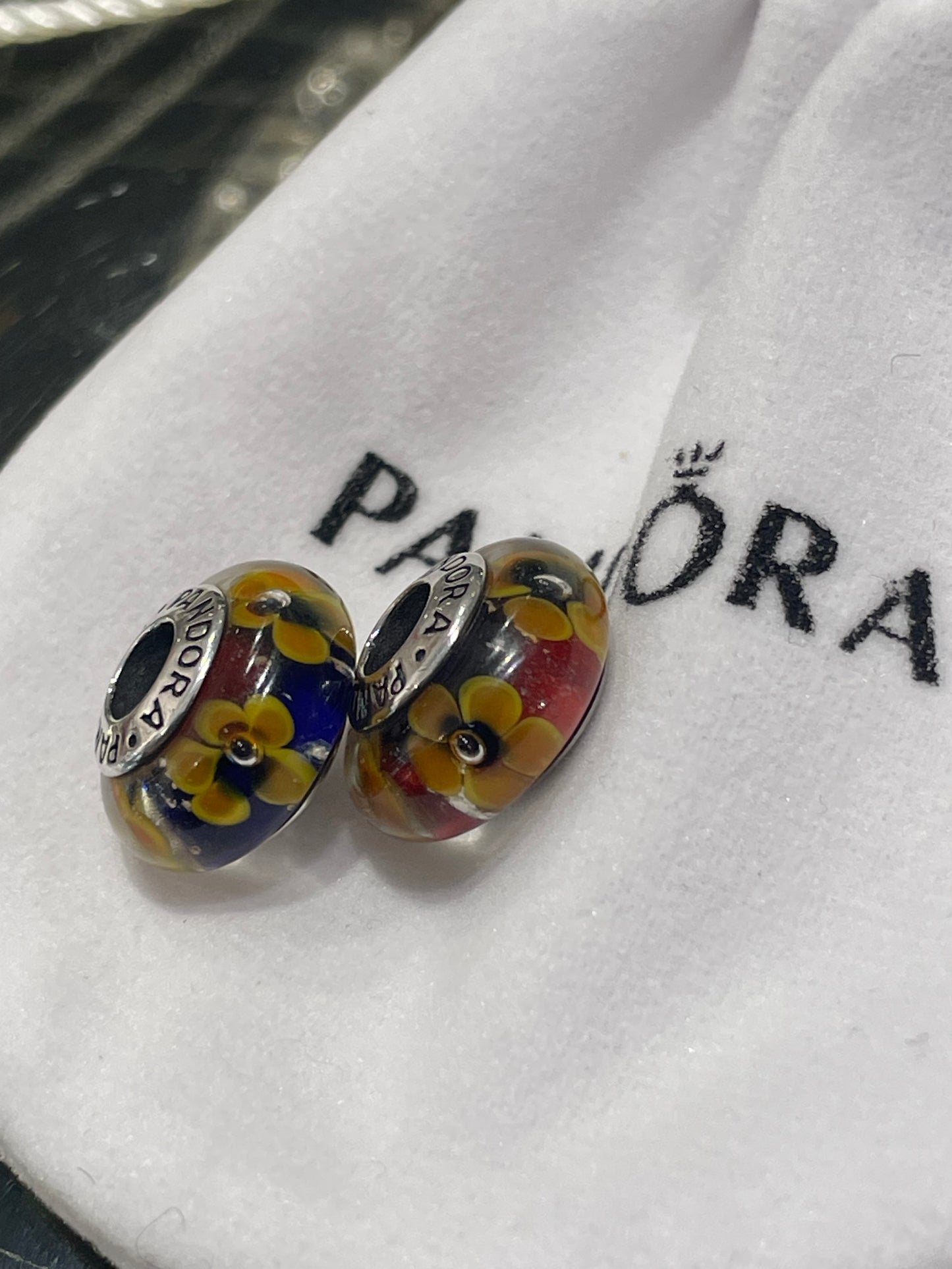 Pandora Matching Midnight Garden Stroll Murano Charms