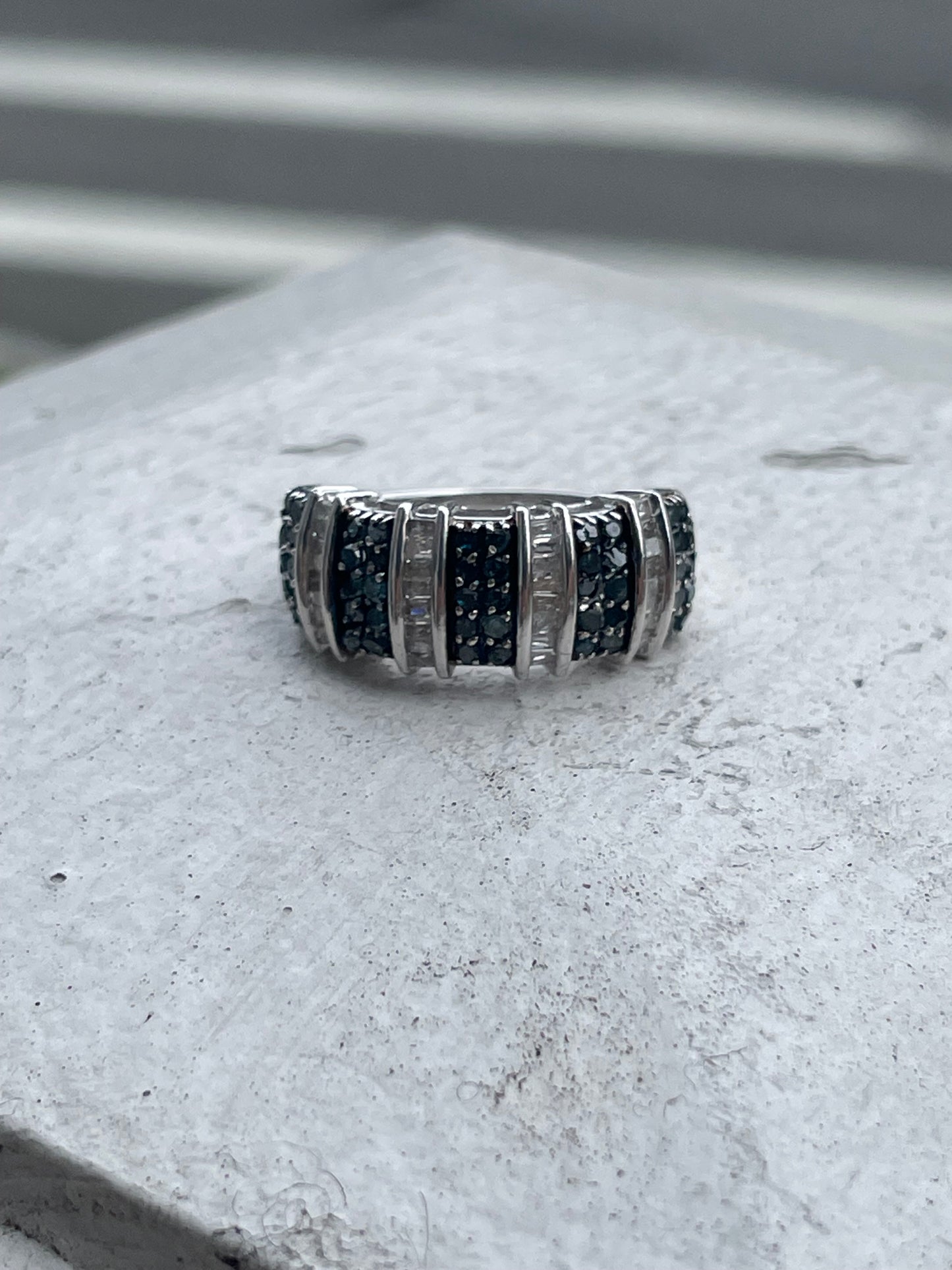 925 Sterling Silver Natural Blue & White Diamond Band Ring Size 7