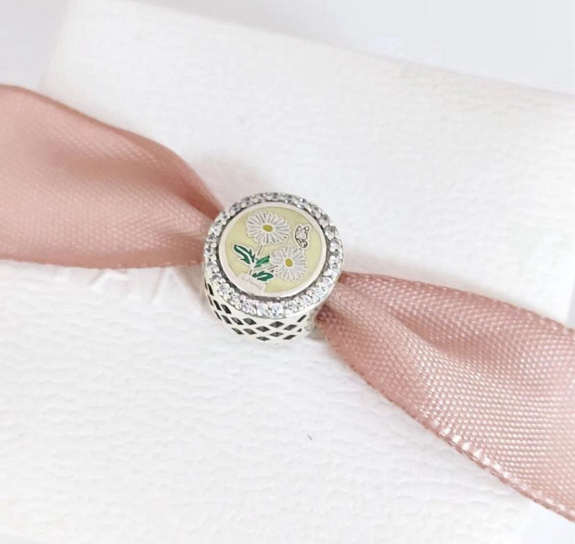 Pandora Disney Parks Exclusive Charm Mickey Flower & Garden Show 2023 Retired
