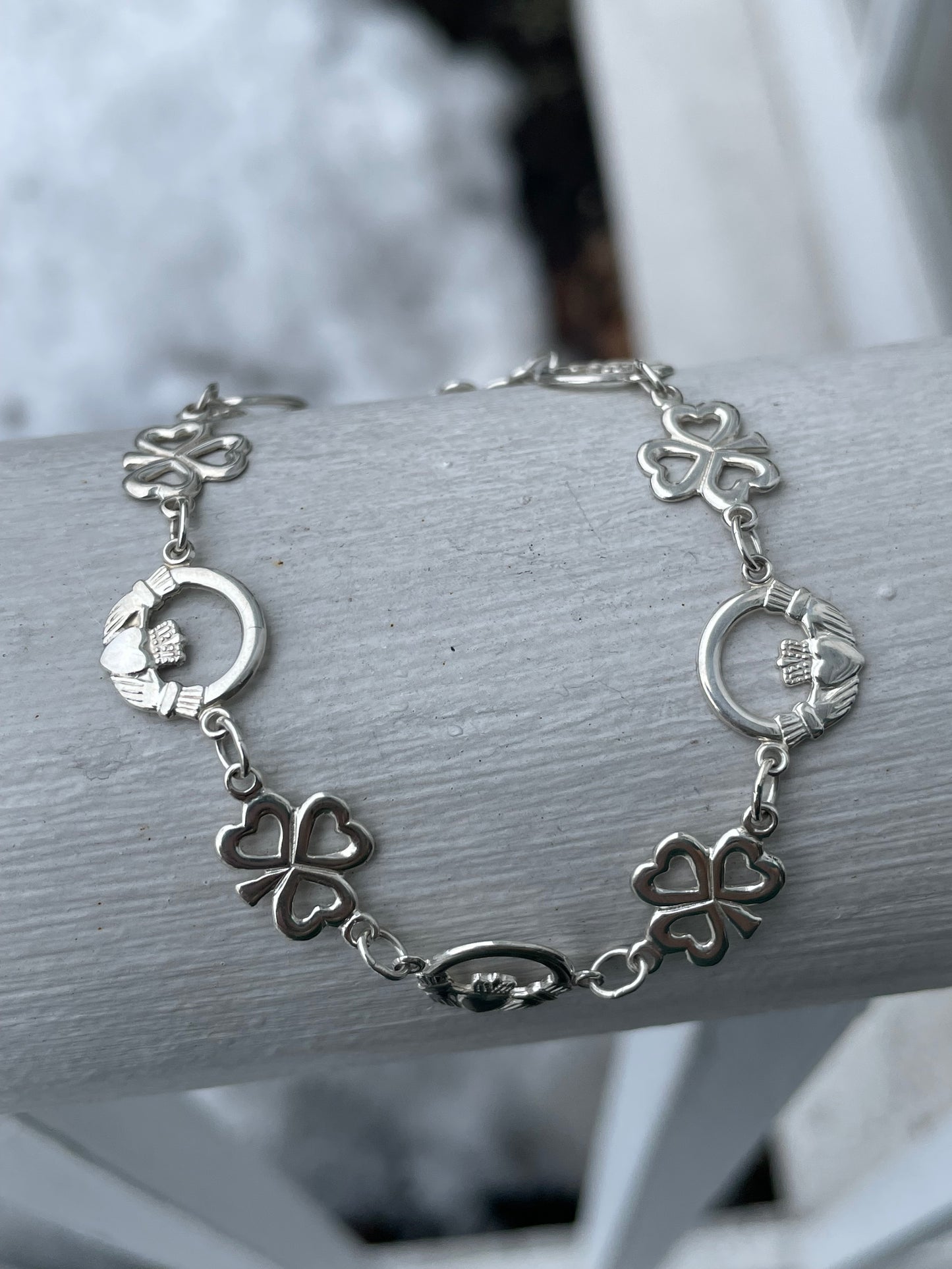 925 Sterling Silver Irish Clover & Claddagh Link Bracelet (K17)