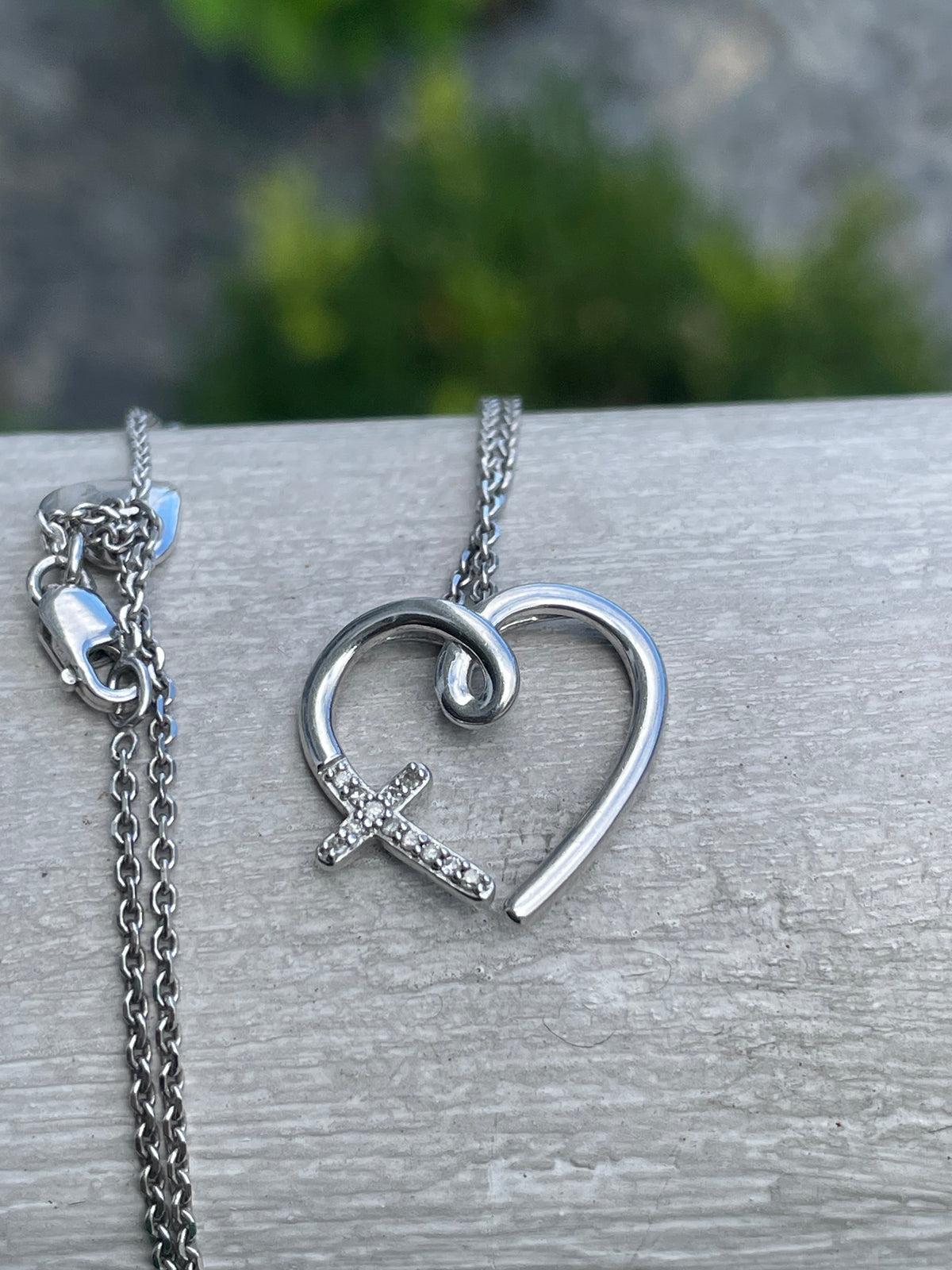 Designer Hallmark 925 Sterling Silver Diamond Faith Cross Open Heart Necklace