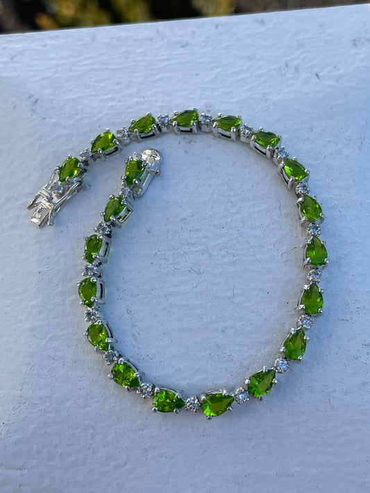 925 Sterling Silver Simulated Peridot & Cz Tennis Bracelet 7.25”