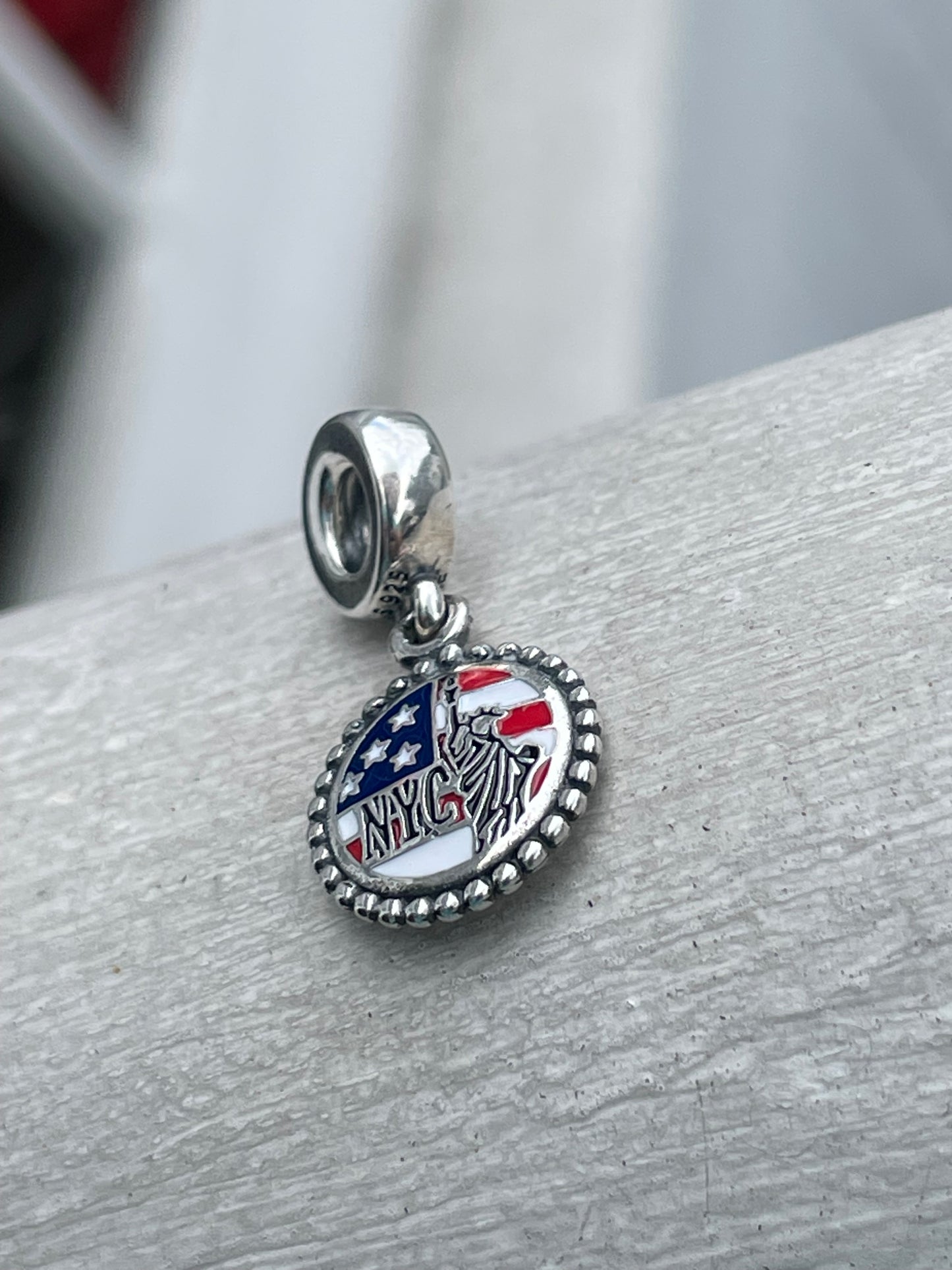 PANDORA New York City NYC Statue of Liberty USA Flag Dangle Moments Charm
