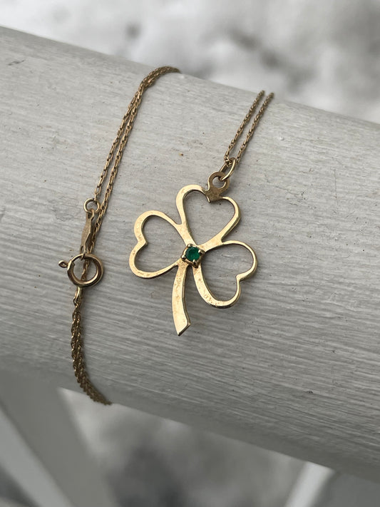 14k Gold 3 Leaf Clover Emerald Necklace