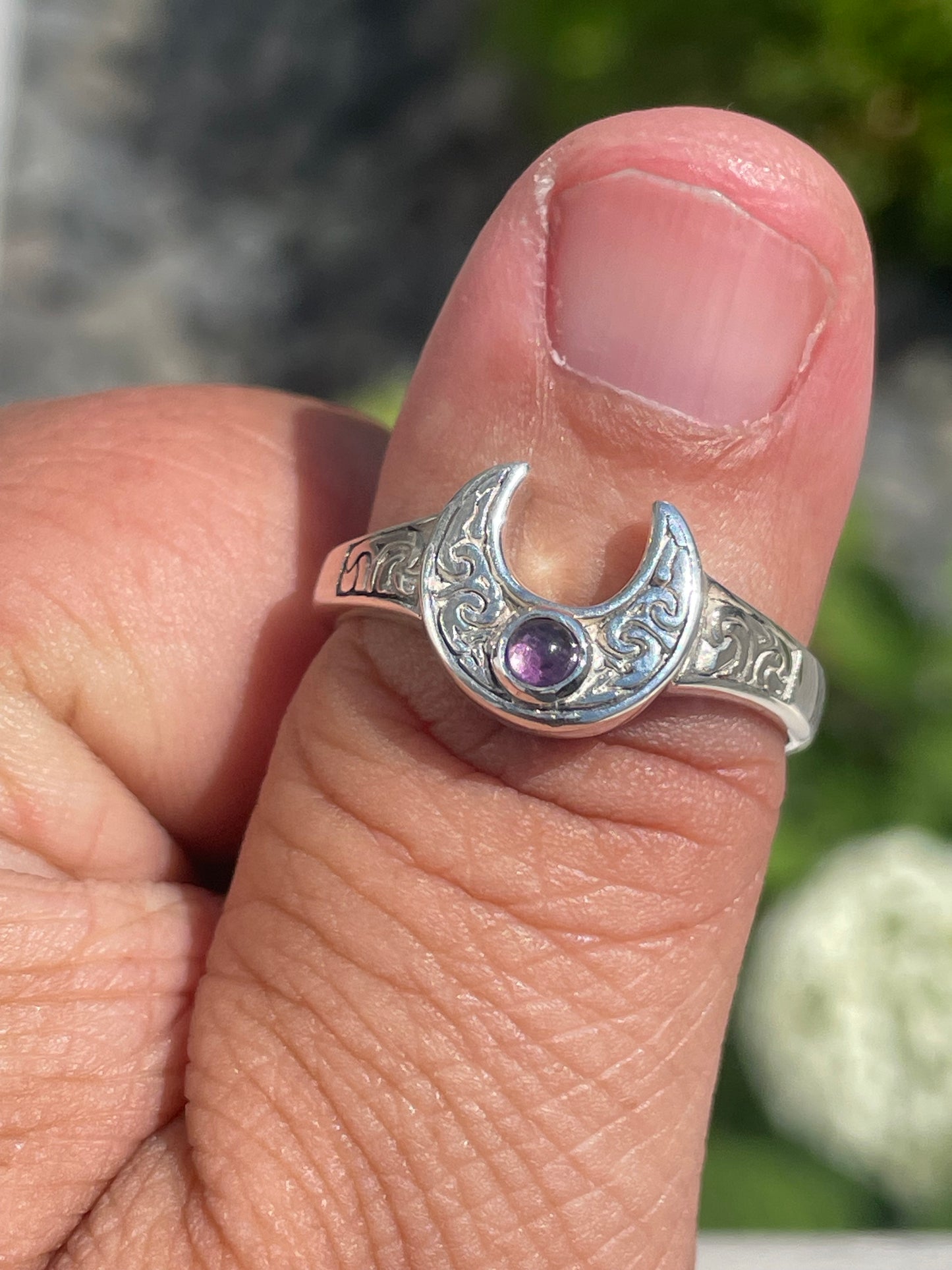 925 Sterling Silver Viking Etched Amethyst Stone Crescent Moon Ring Size 11