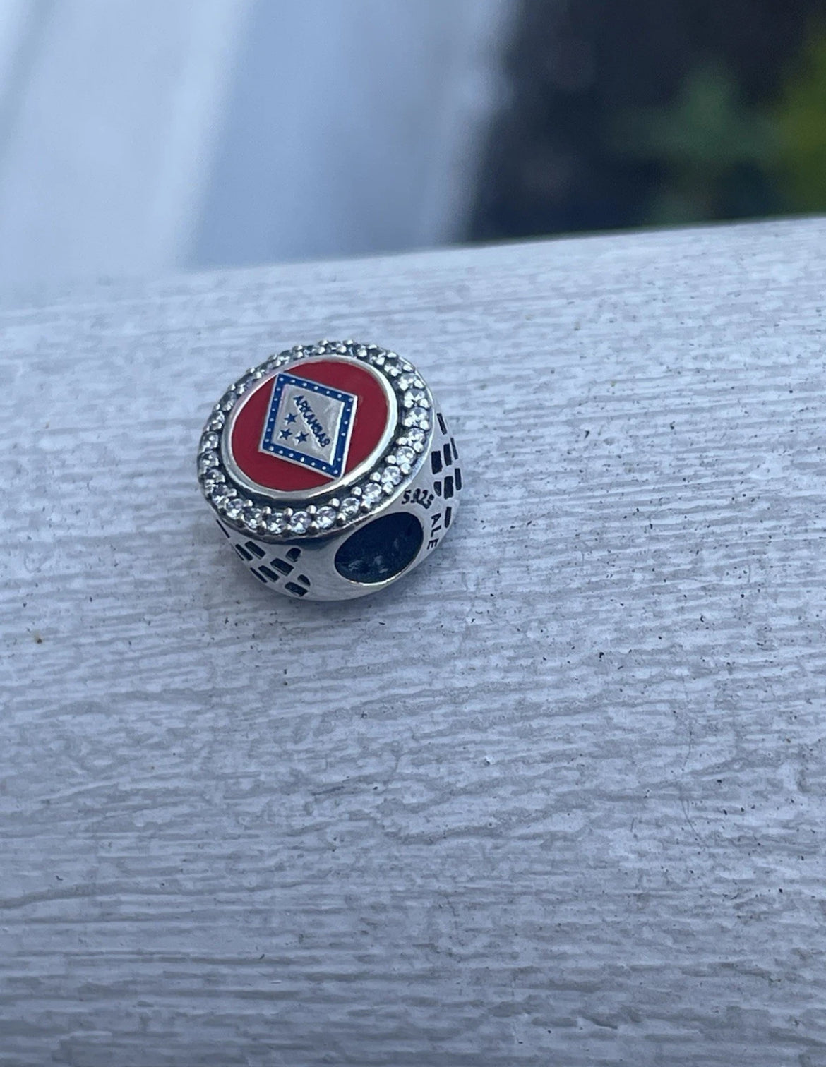 Pandora State Of Arkansas Exclusive Round Signet Flag Charm