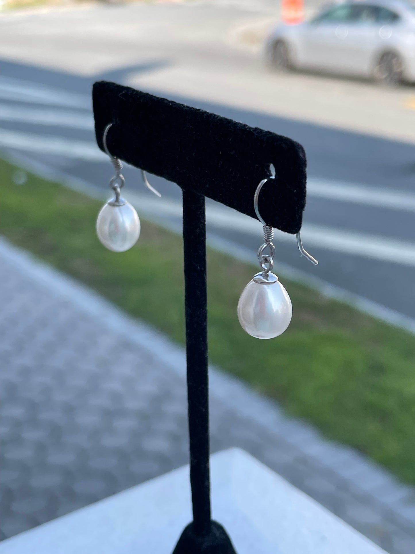 925 Sterling Silver 10mm Freshwater Pearl Drop Earrings