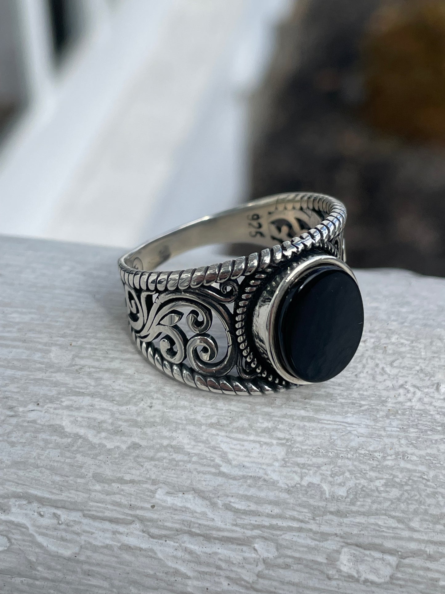Designer IGI 925 Sterling Silver Openwork Cigar Band Onyx Ring Size 13