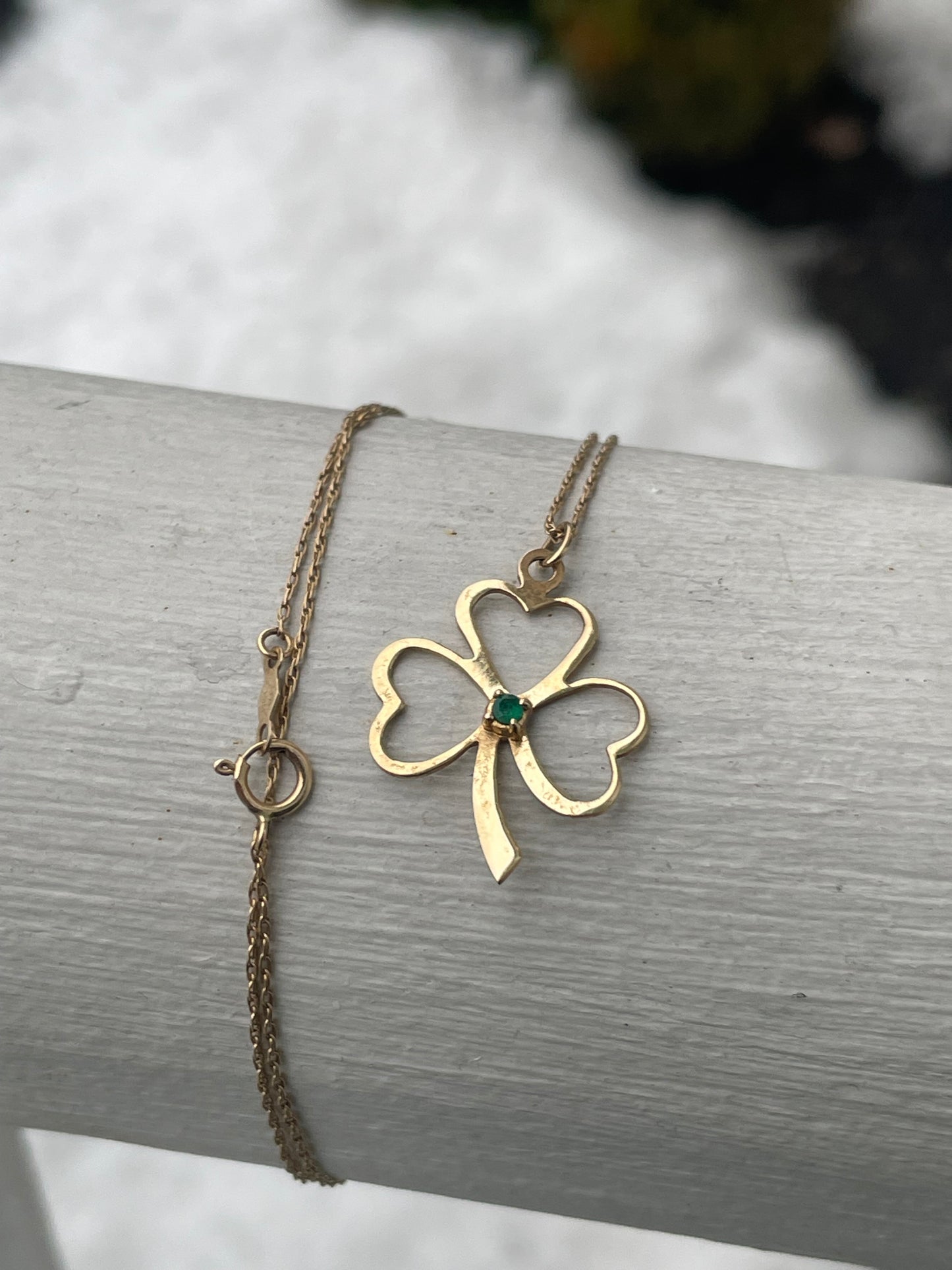 14k Gold 3 Leaf Clover Emerald Necklace