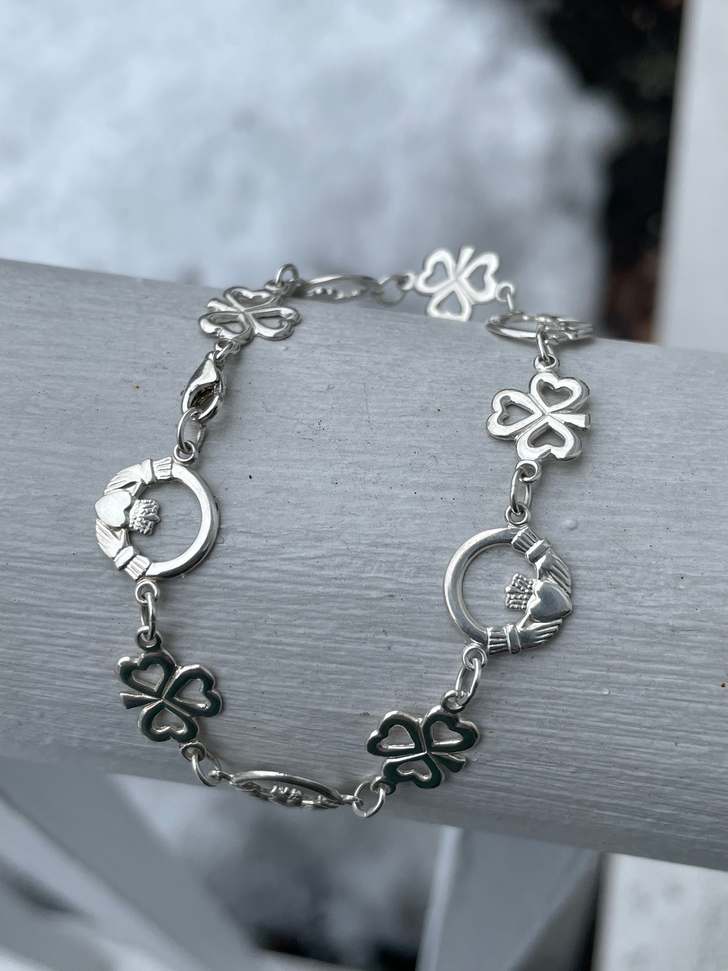 925 Sterling Silver Irish Clover & Claddagh Link Bracelet (K17)