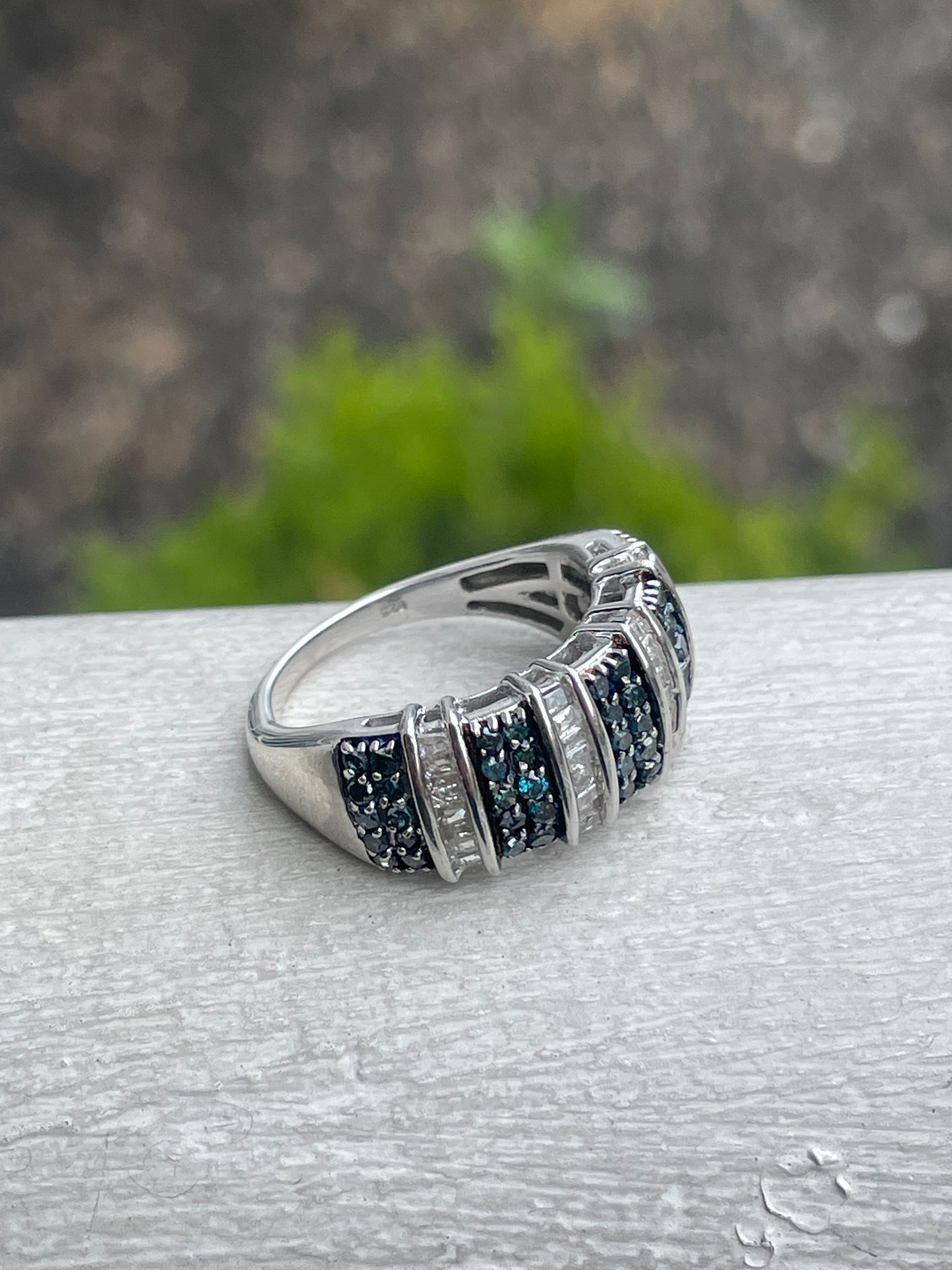925 Sterling Silver Natural Blue & White Diamond Band Ring Size 7