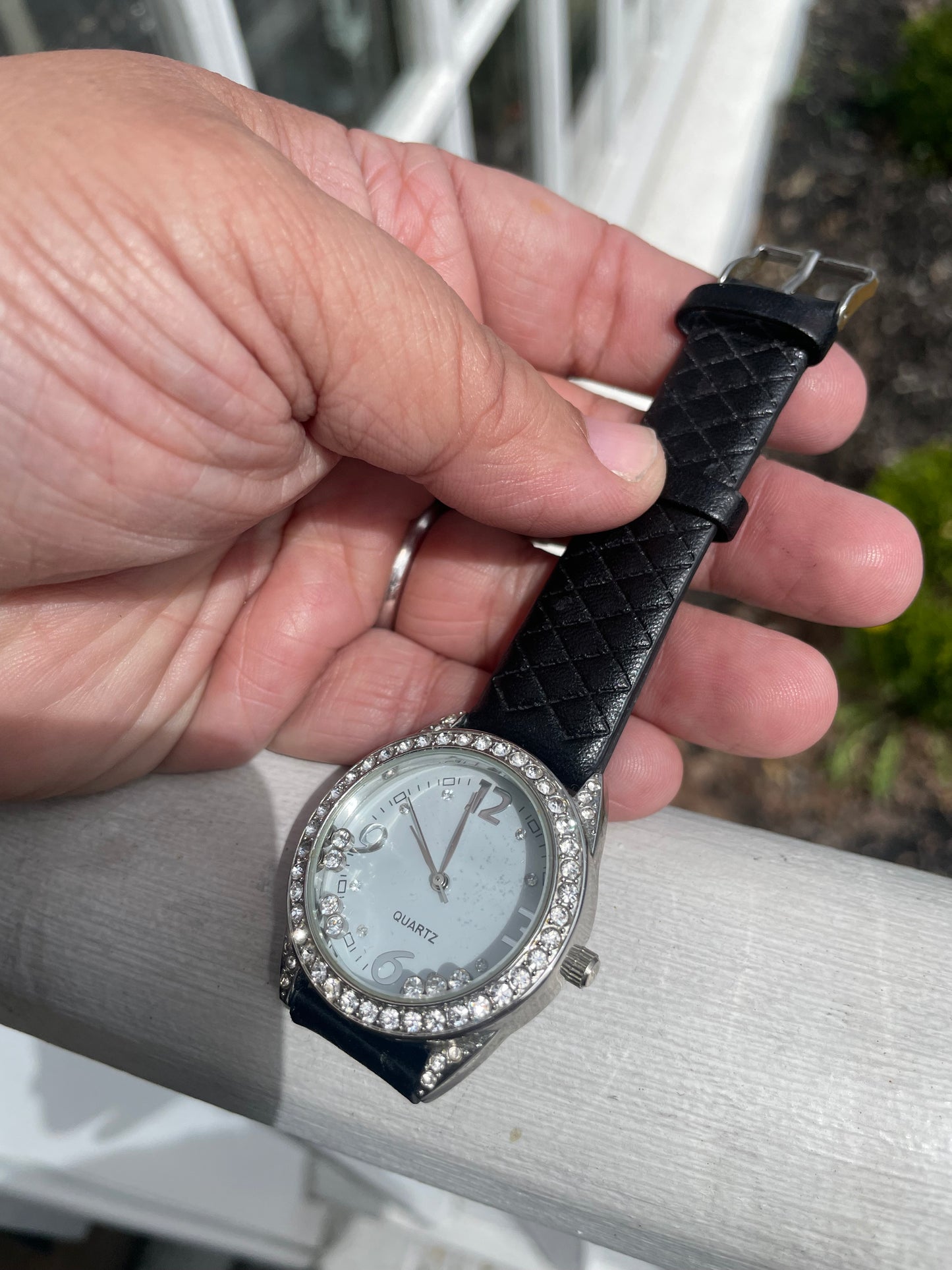 Ladies Stainless Steel Black Leather Floating Stone Quartz Watch
