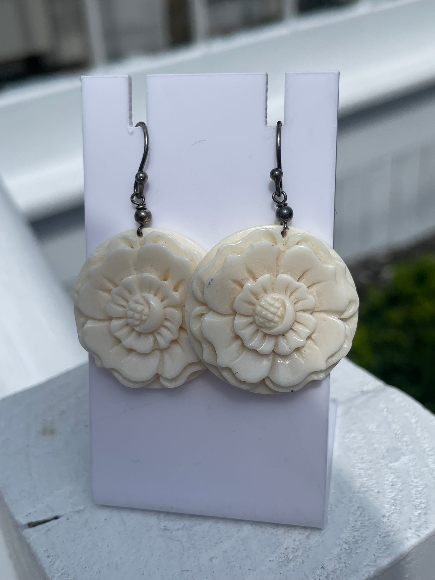 925 Sterling Silver Handmade White Alabaster Floral Earrings