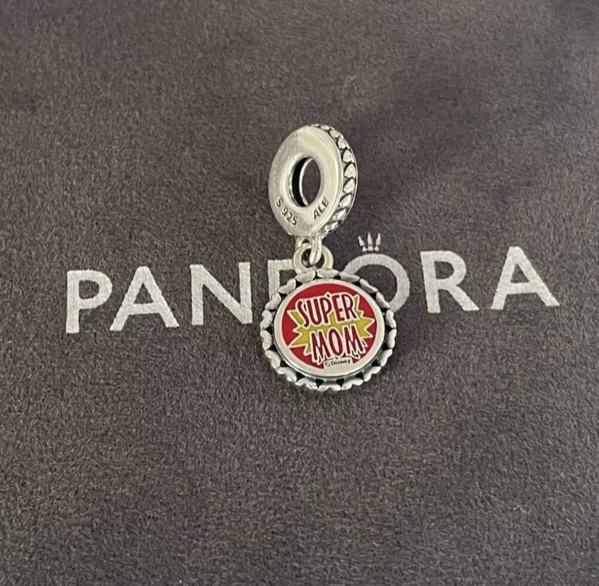 Pandora Disney Parks Exclusive INCREDIBLES Elasti-Girl Supermom Charm